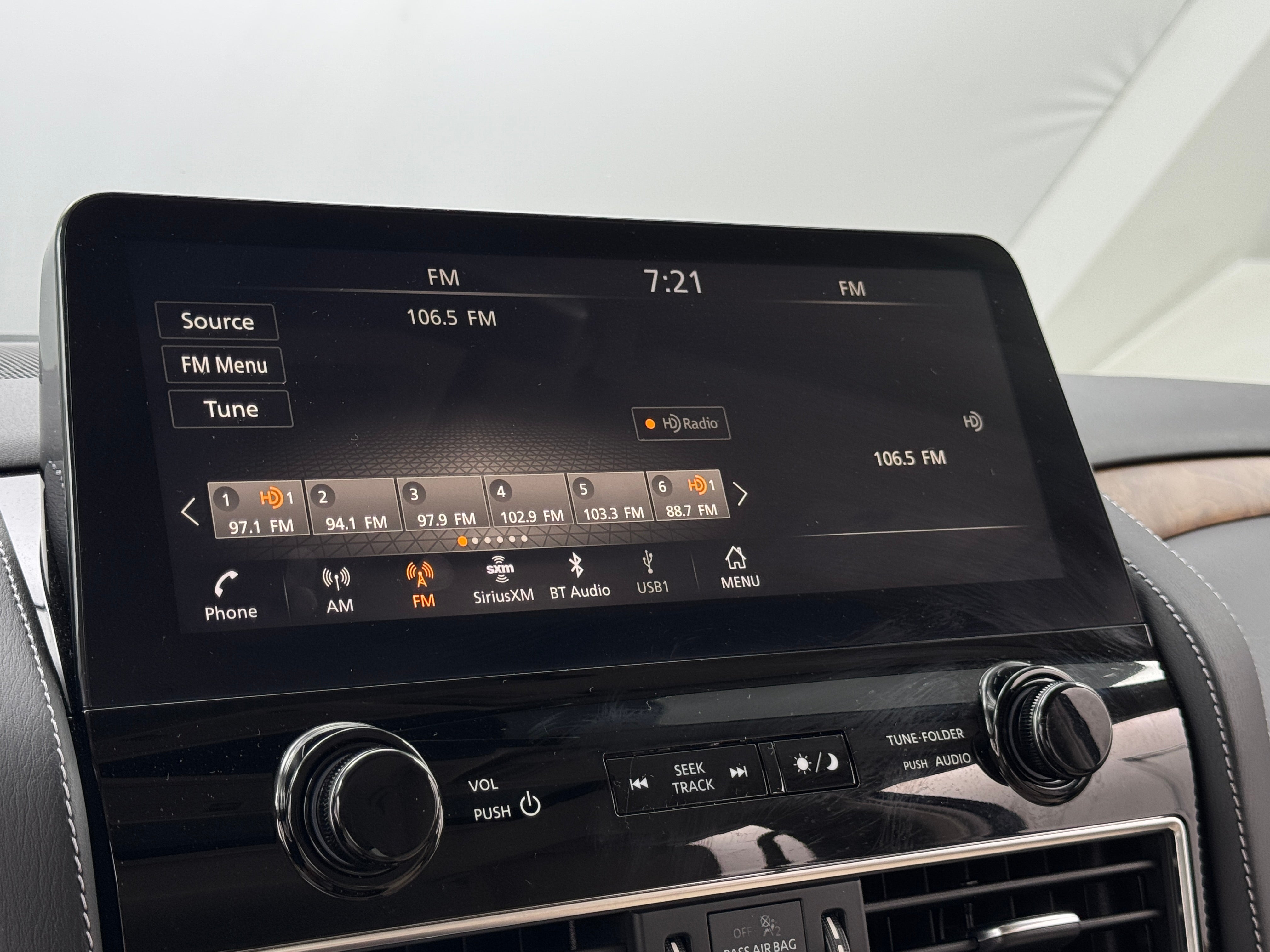 2024 Nissan Armada SL 3
