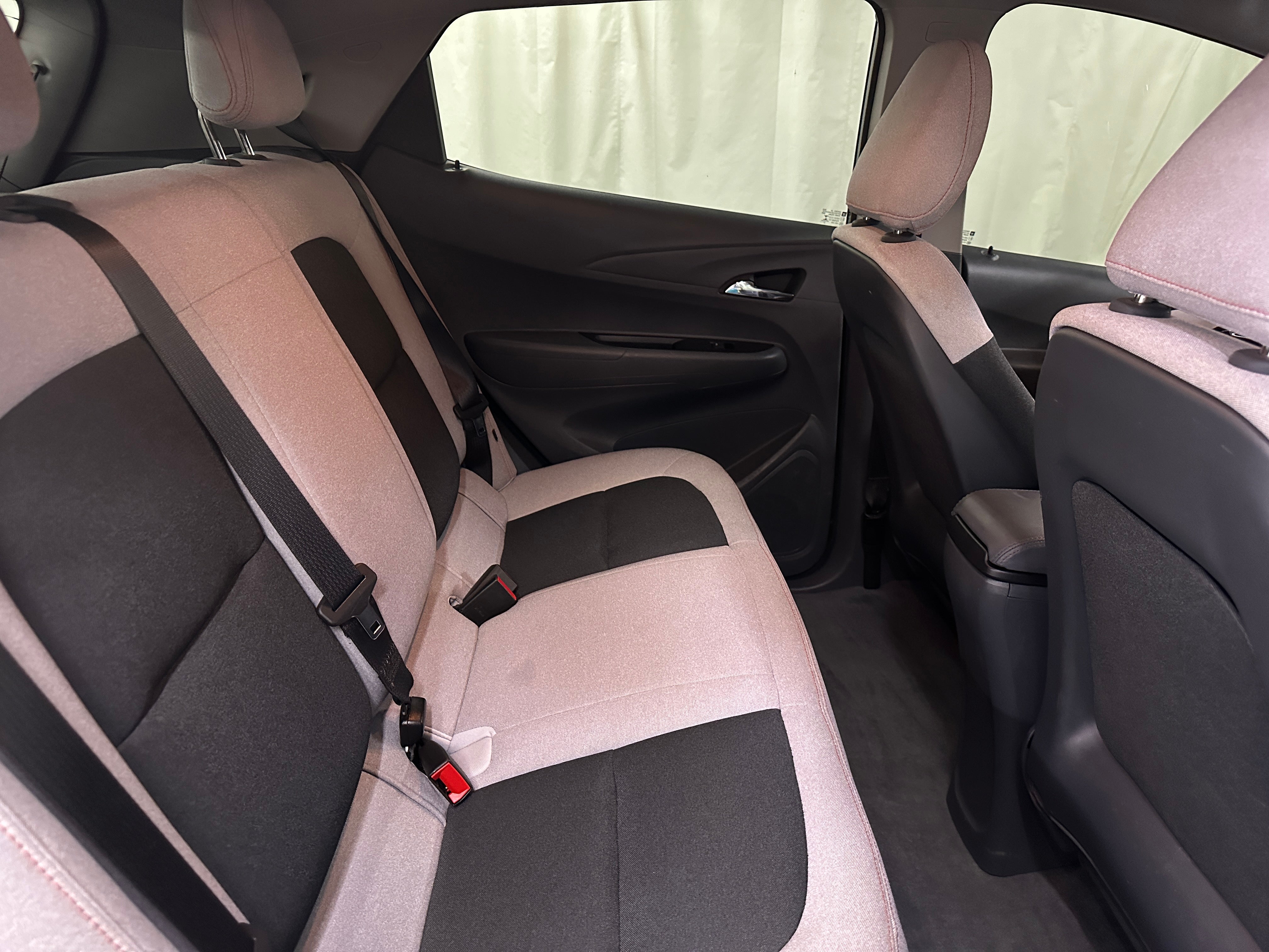 Thumbnail: 2020 Chevrolet Bolt EV - 6