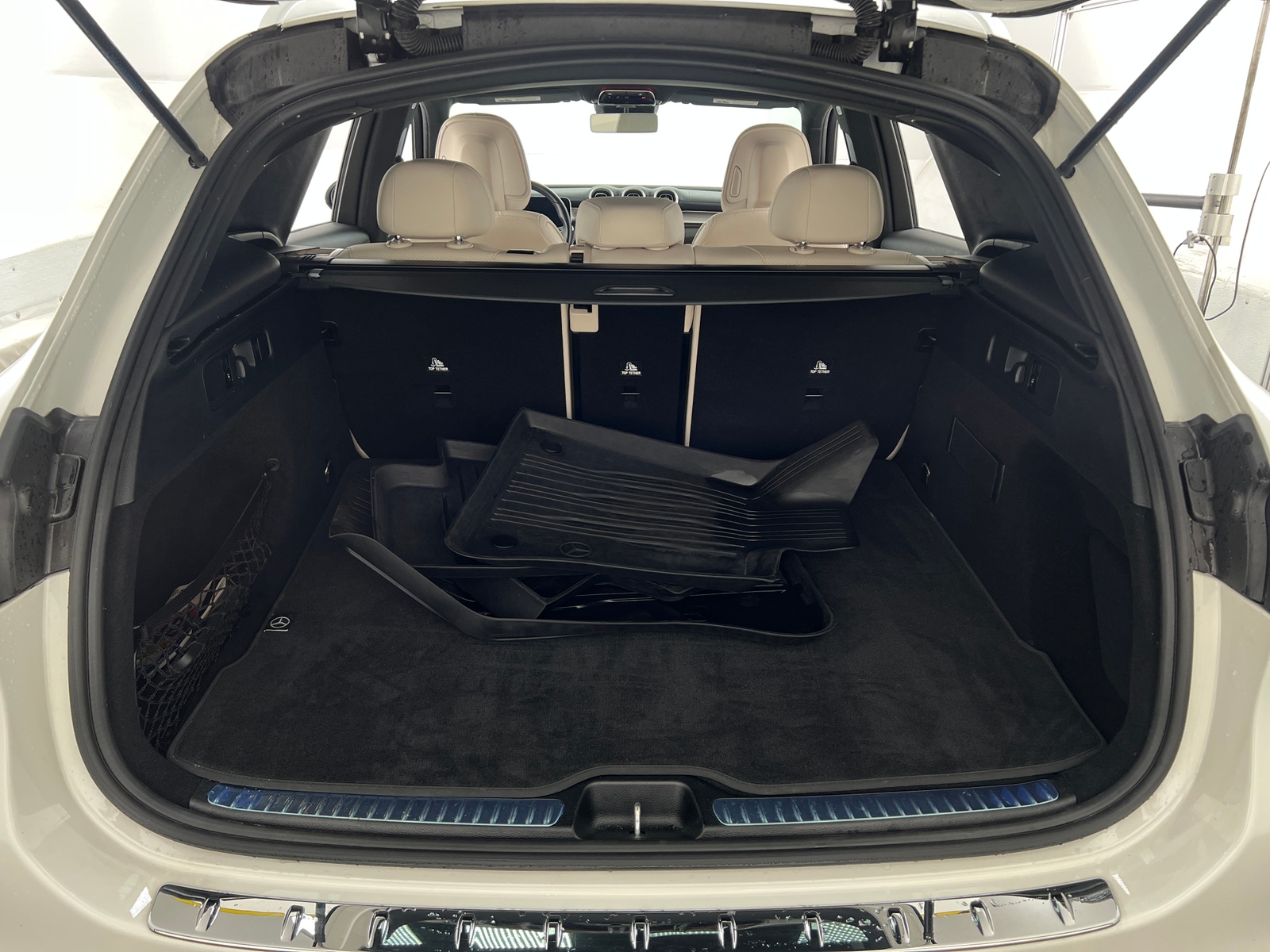 Thumbnail: 2023 Mercedes-Benz GLC - 6