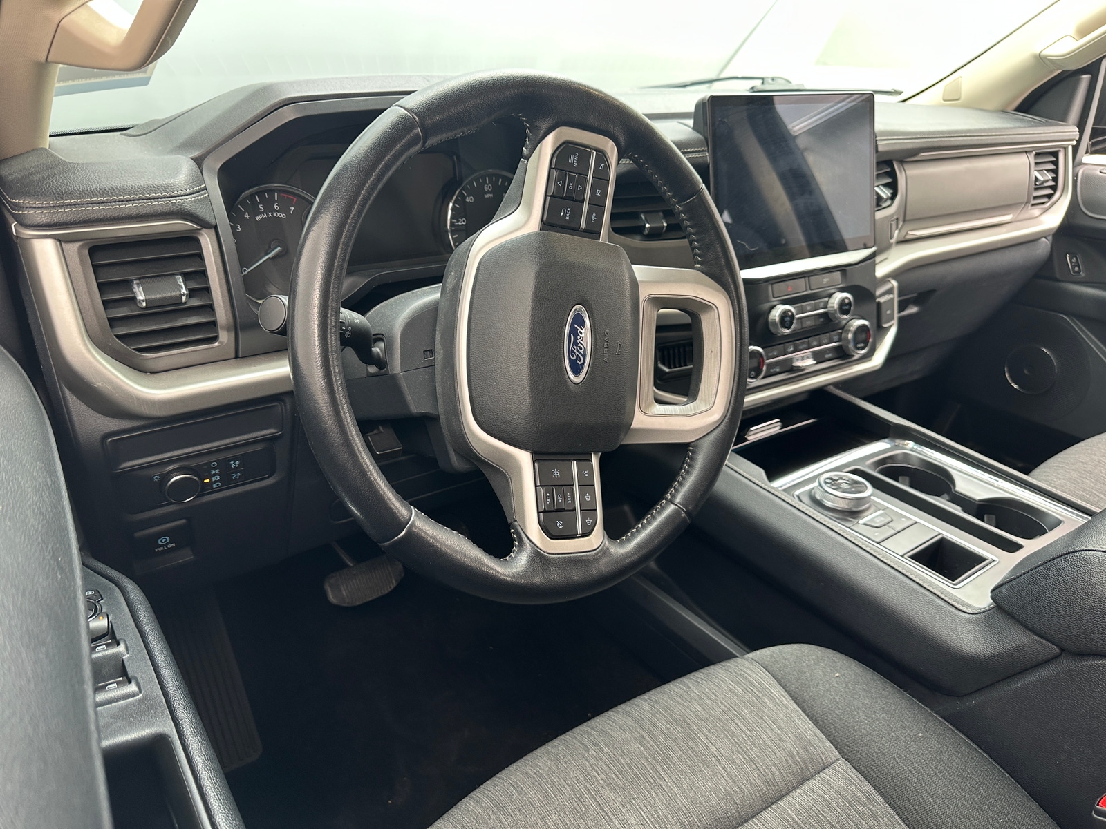 Thumbnail: 2022 Ford Expedition - 3