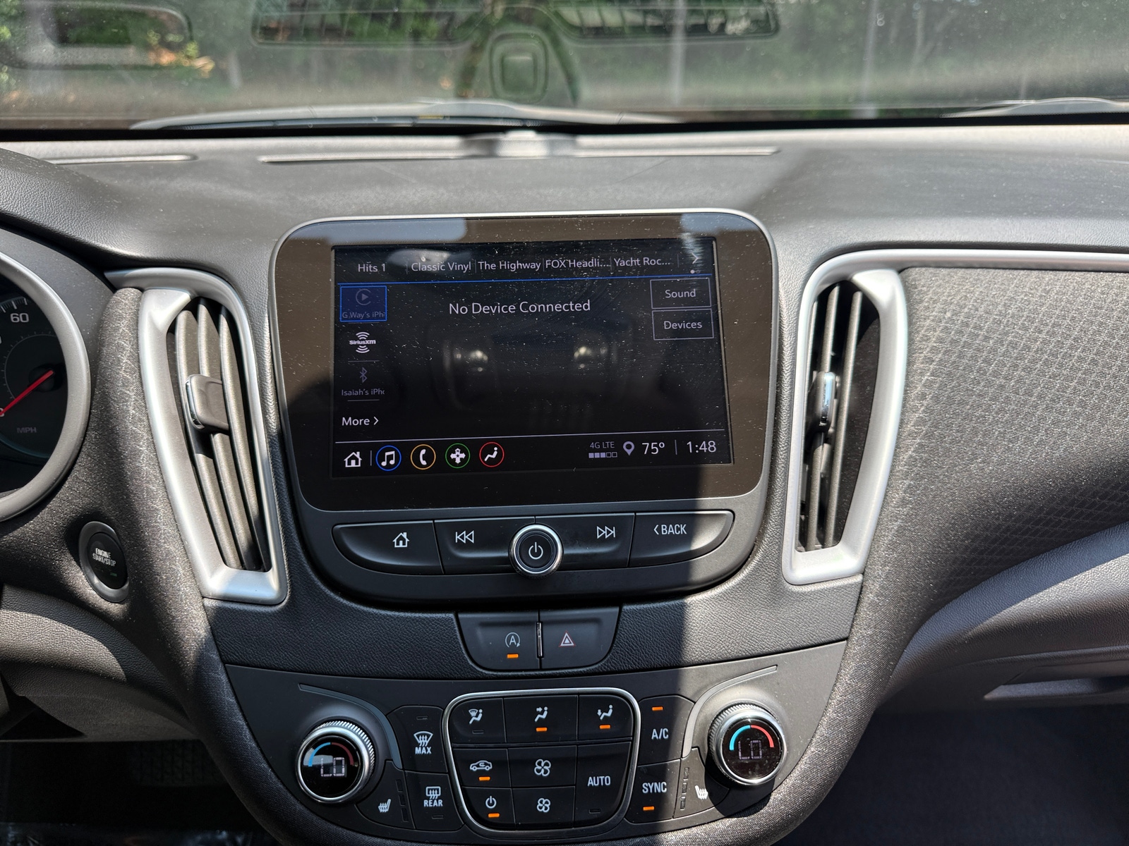 Thumbnail: 2024 Chevrolet Malibu - 4