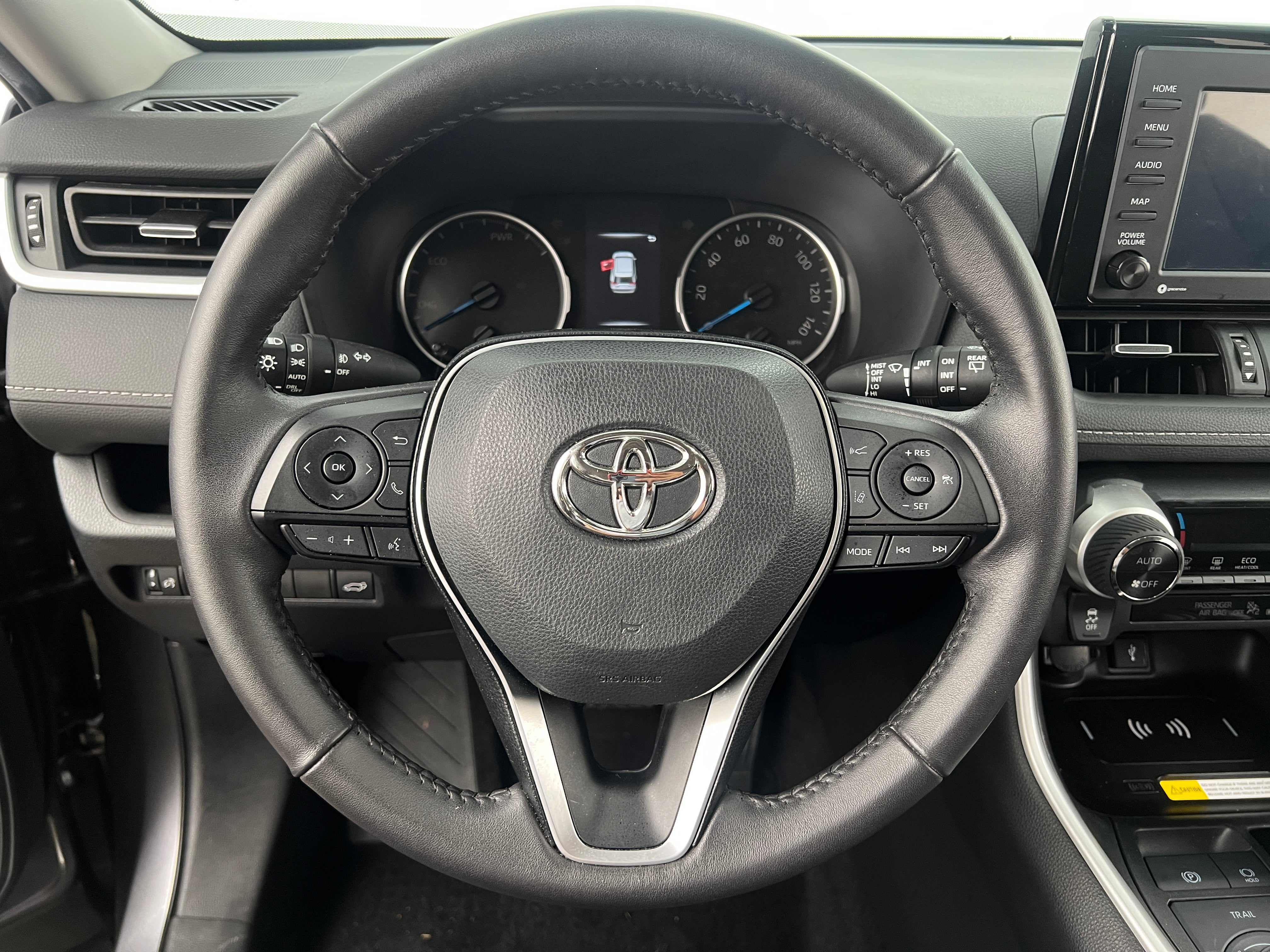 2022 Toyota RAV4 XLE Premium 5