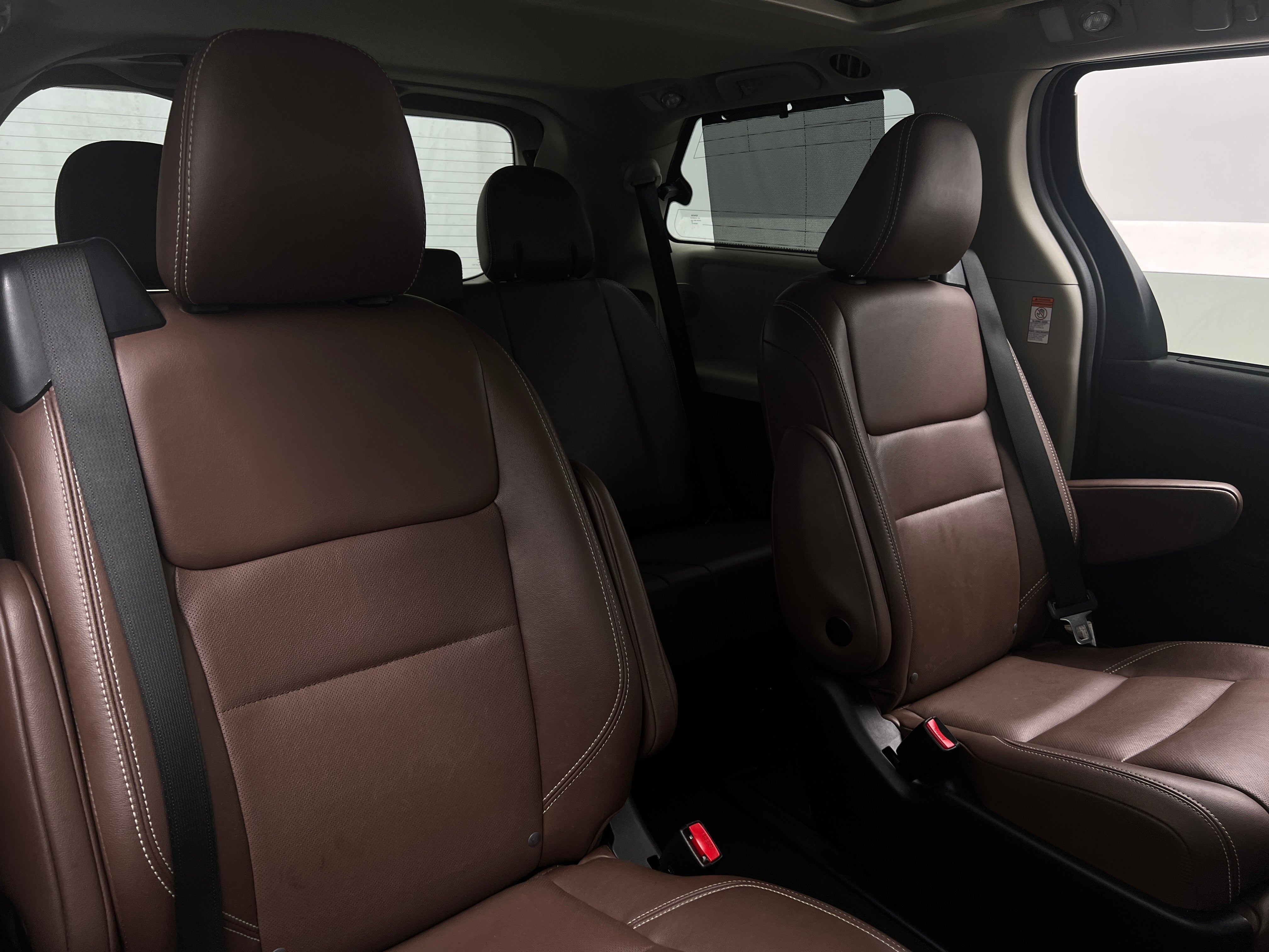 Thumbnail: 2020 Toyota Sienna - 5