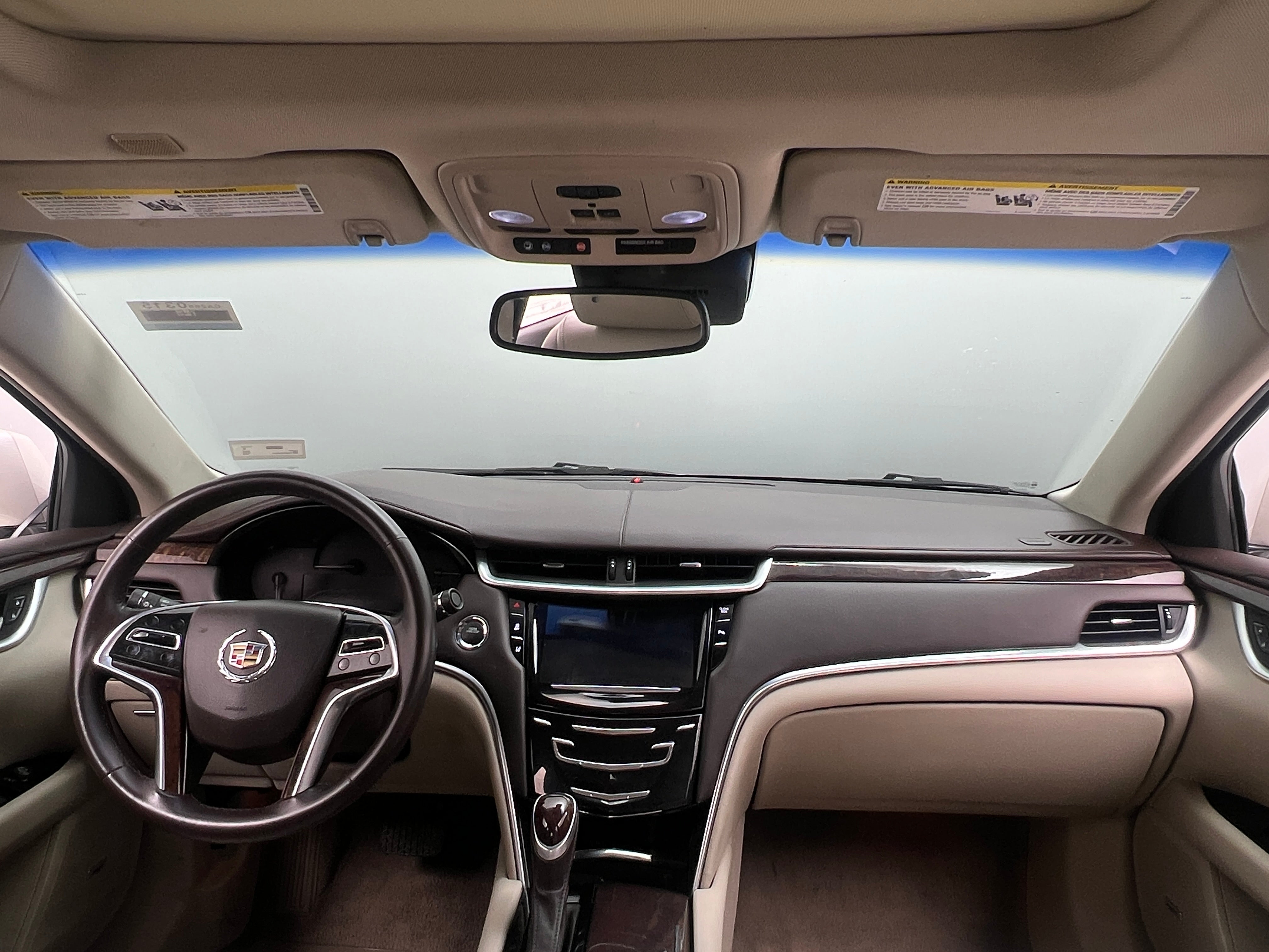2013 Cadillac XTS Luxury 2