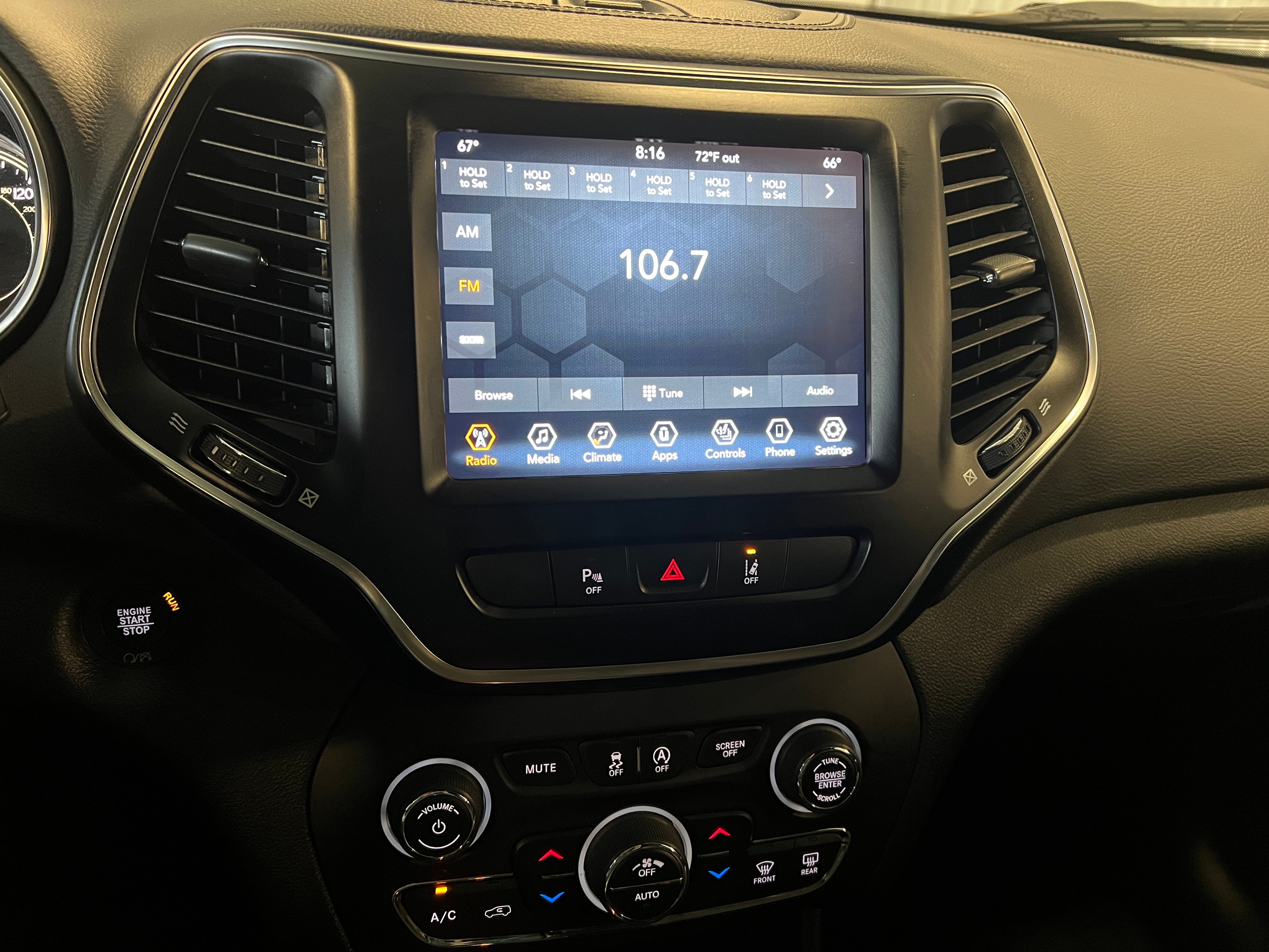 2021 Jeep Cherokee 80th Anniversary 3