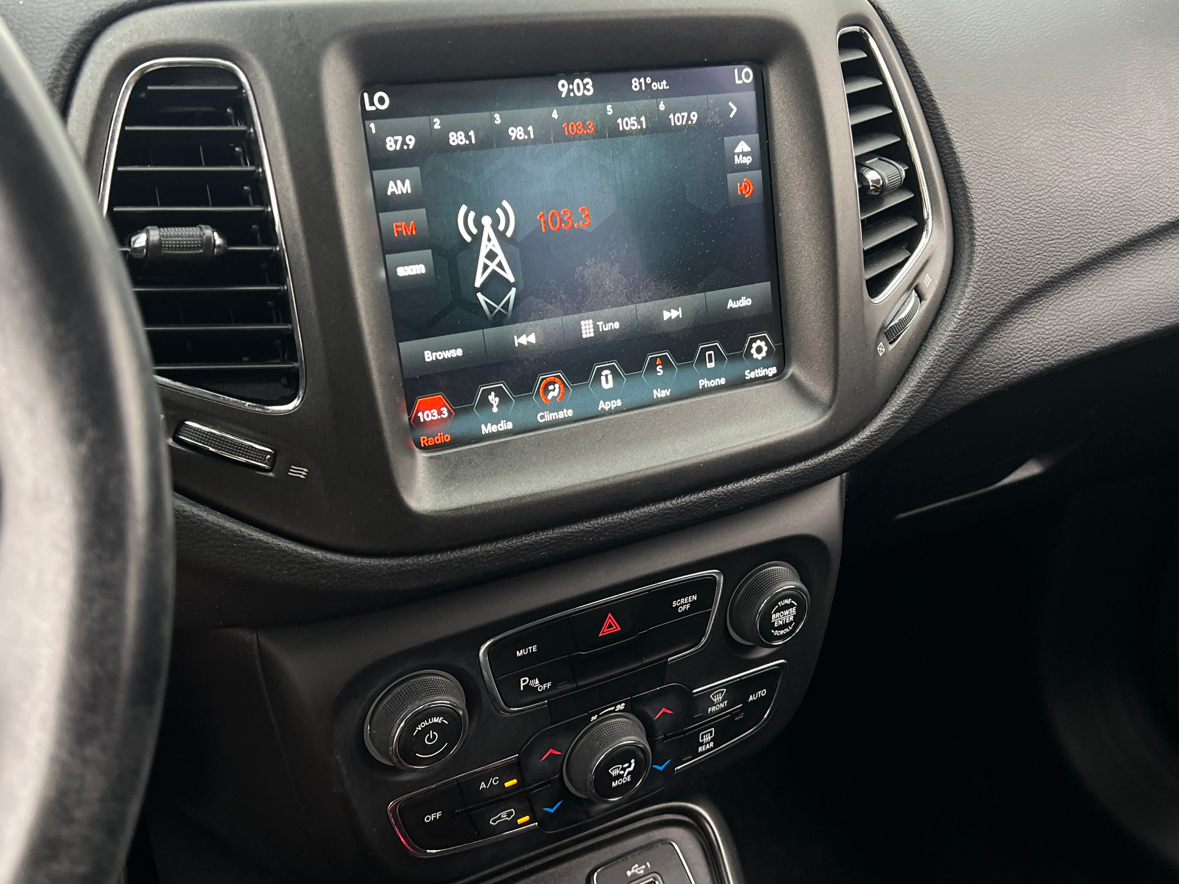 2020 Jeep Compass Trailhawk 3