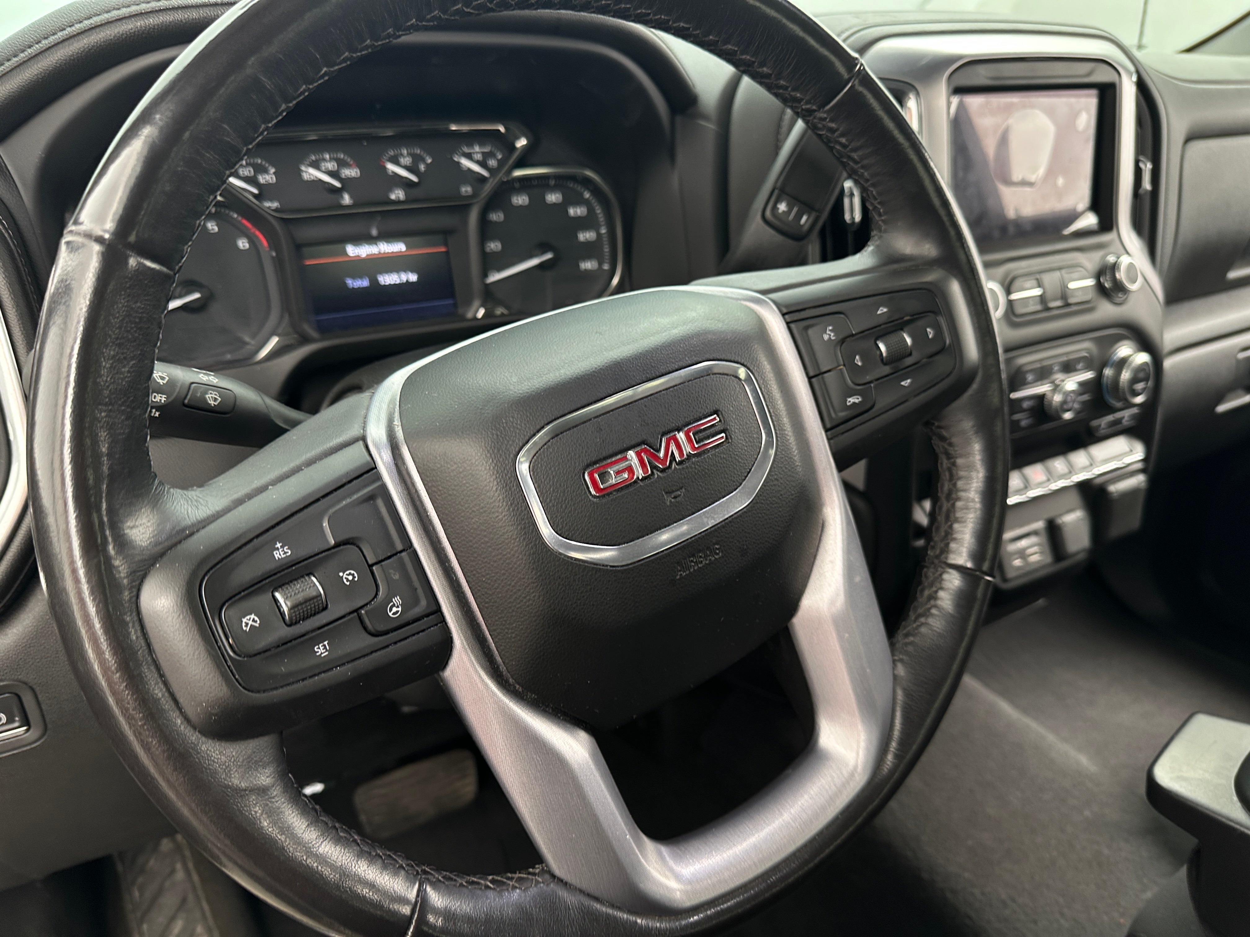 2022 GMC Sierra 1500 SLE 5