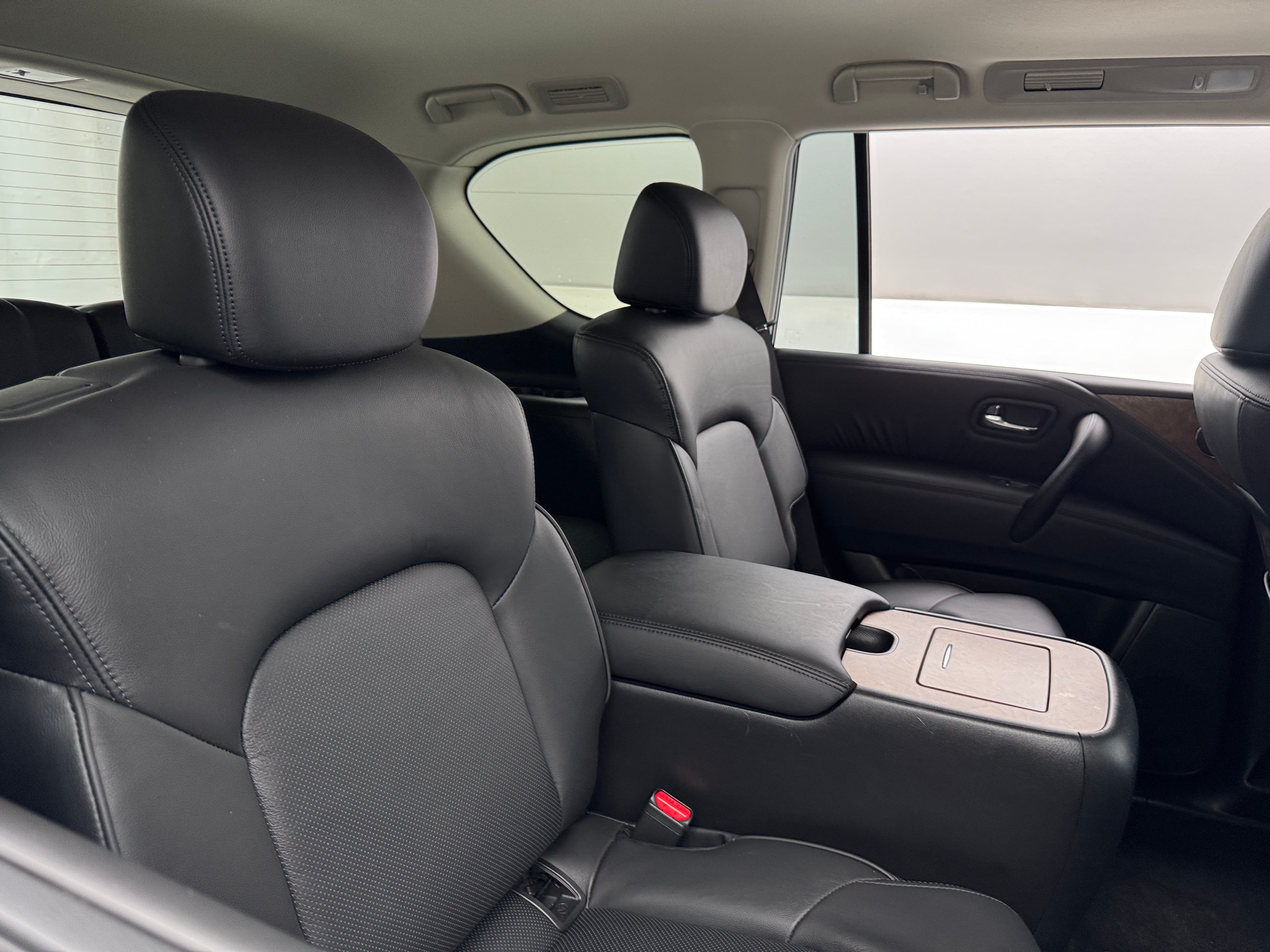 2024 Nissan Armada SL 5