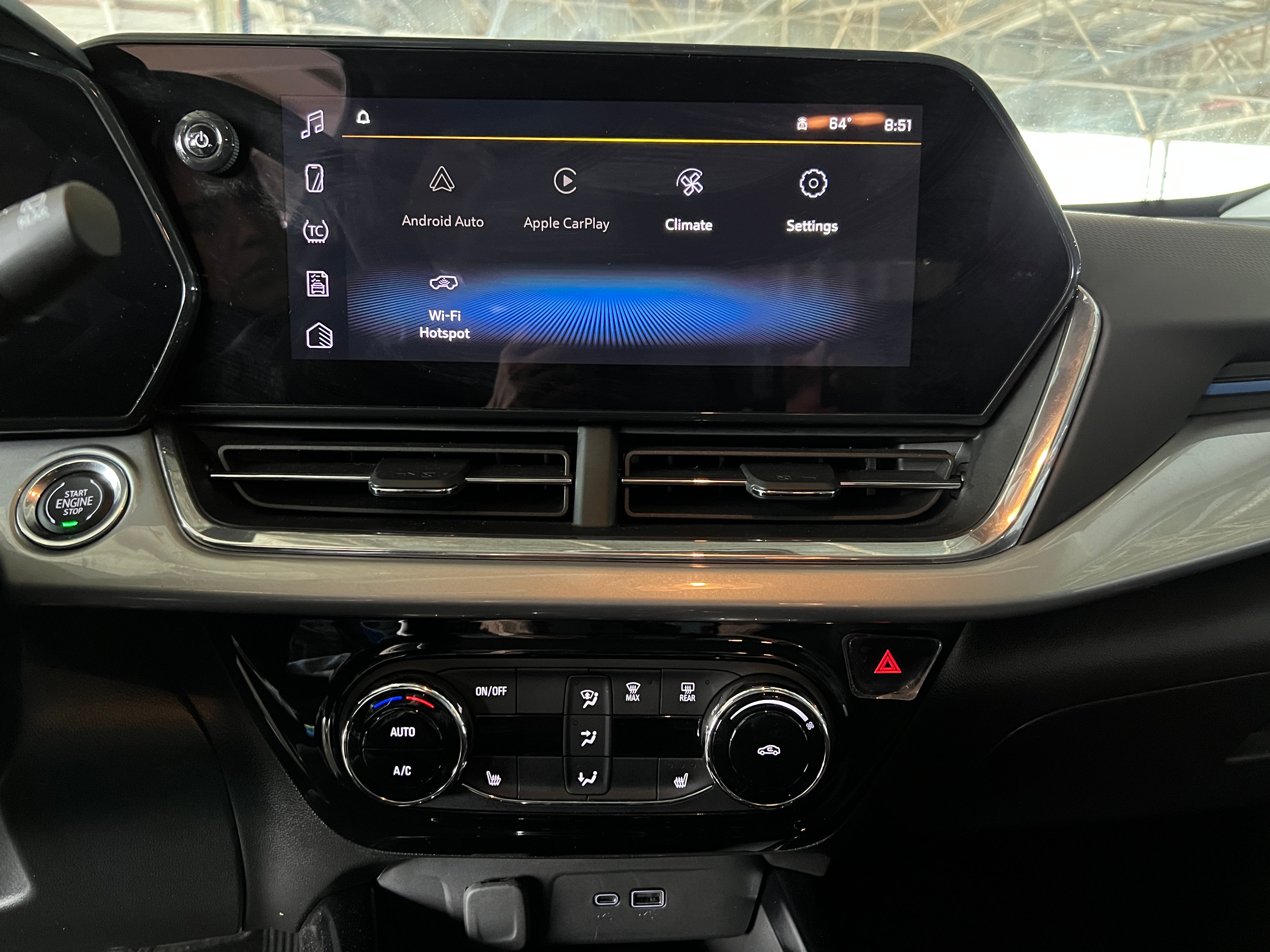 Thumbnail: 2025 Chevrolet Trax - 4