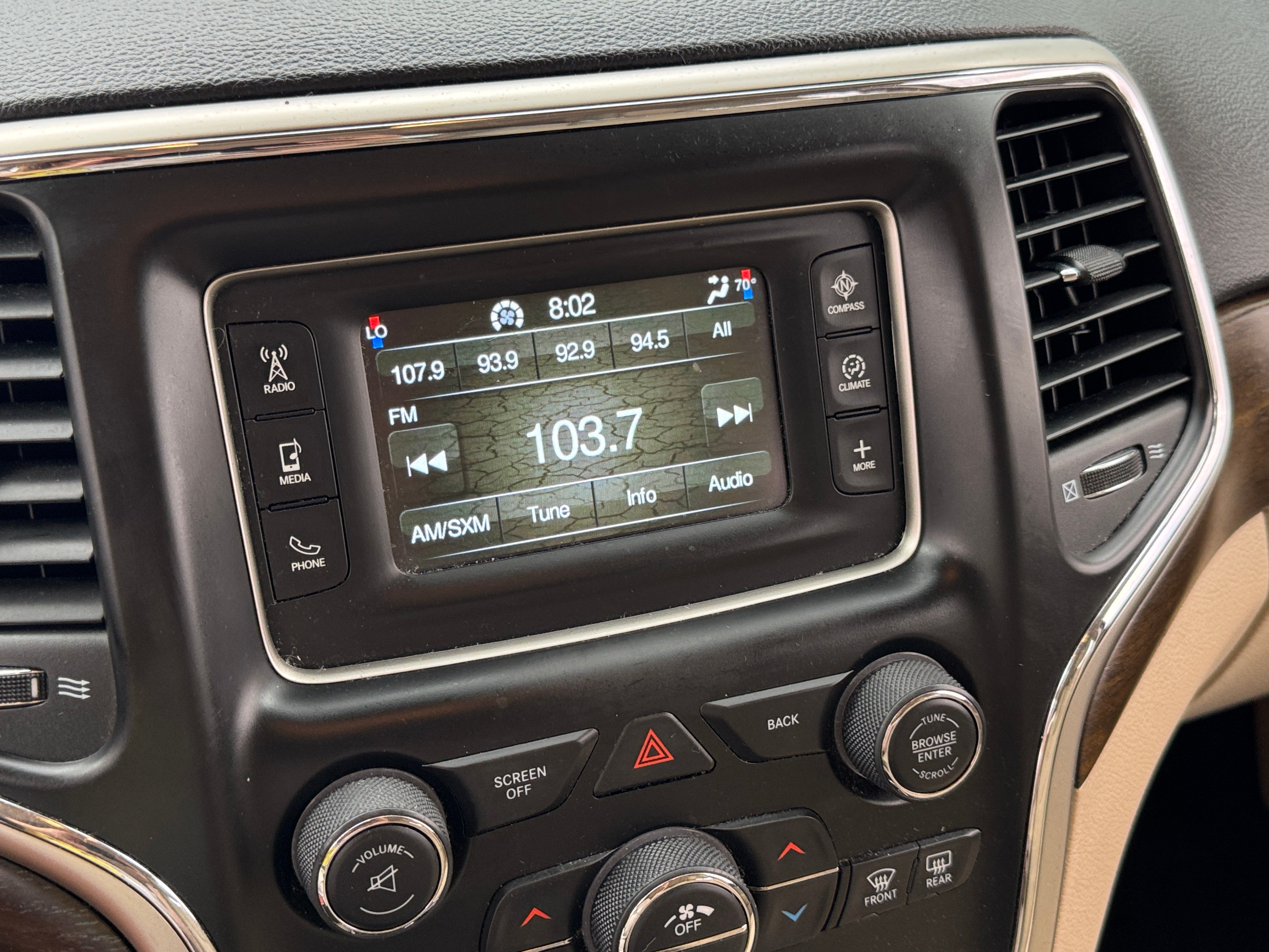 Thumbnail: 2015 Jeep Grand Cherokee - 4
