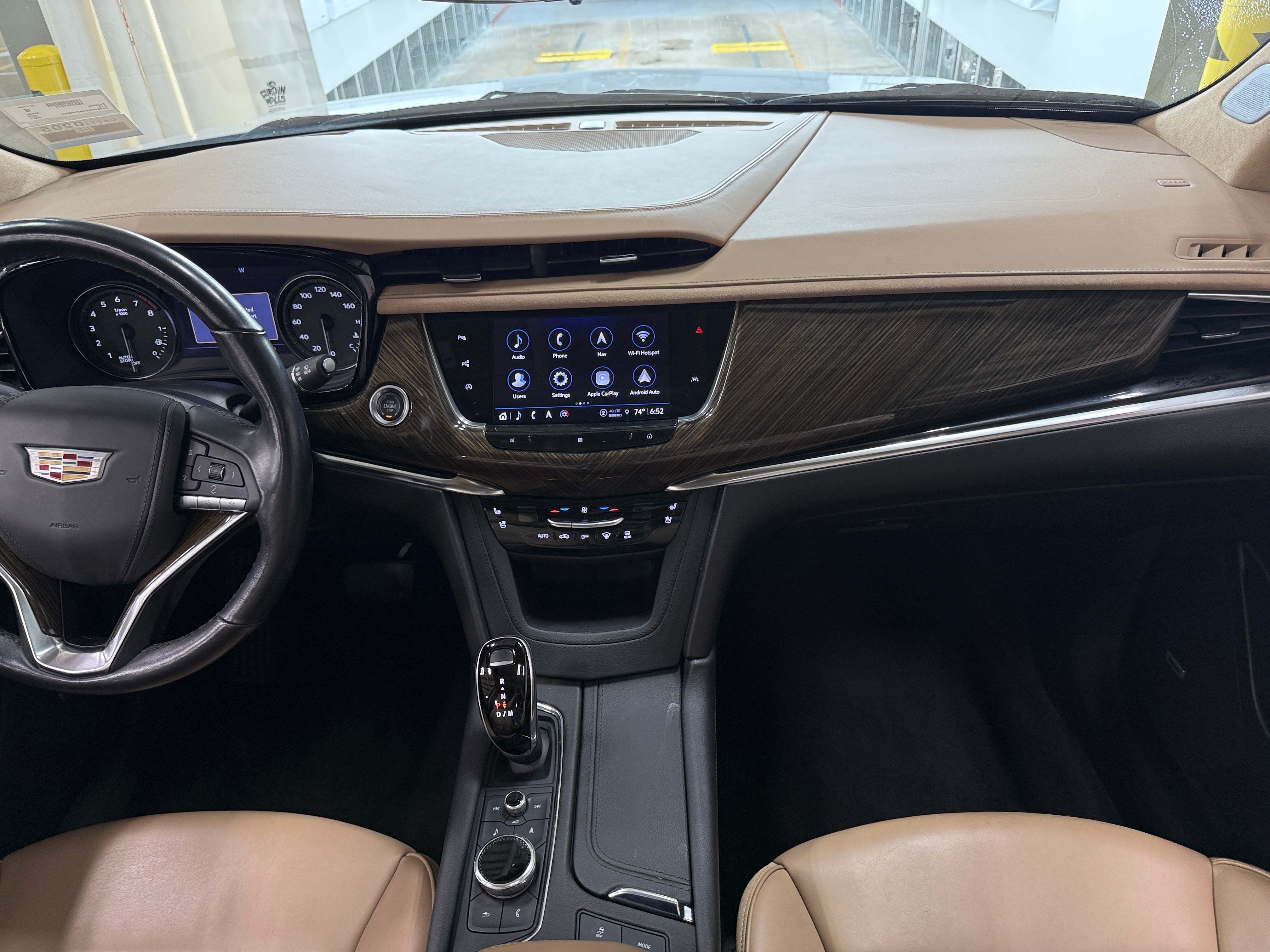 2021 Cadillac XT6 Premium Luxury 2