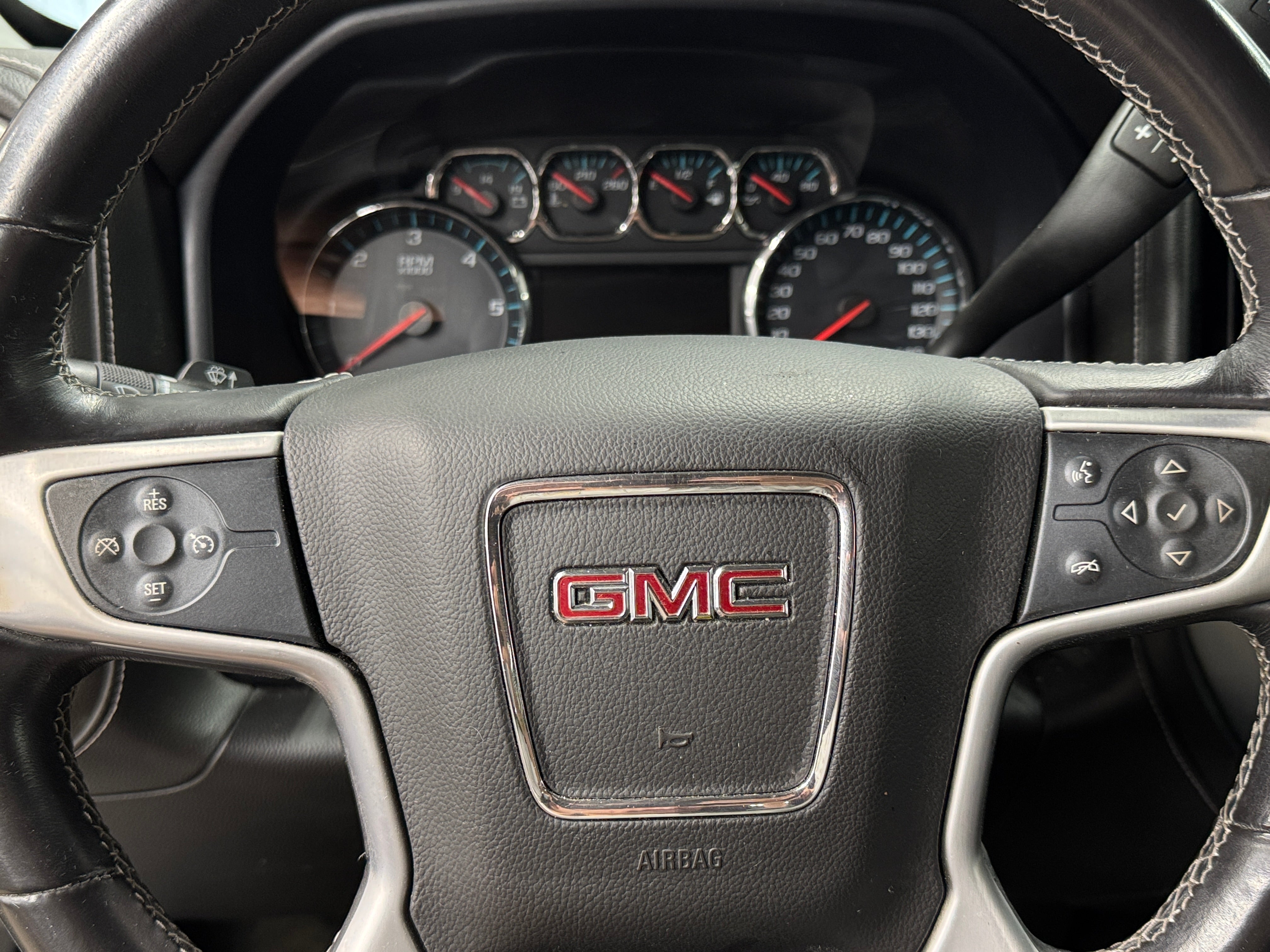 2017 GMC Sierra 1500 SLE 5