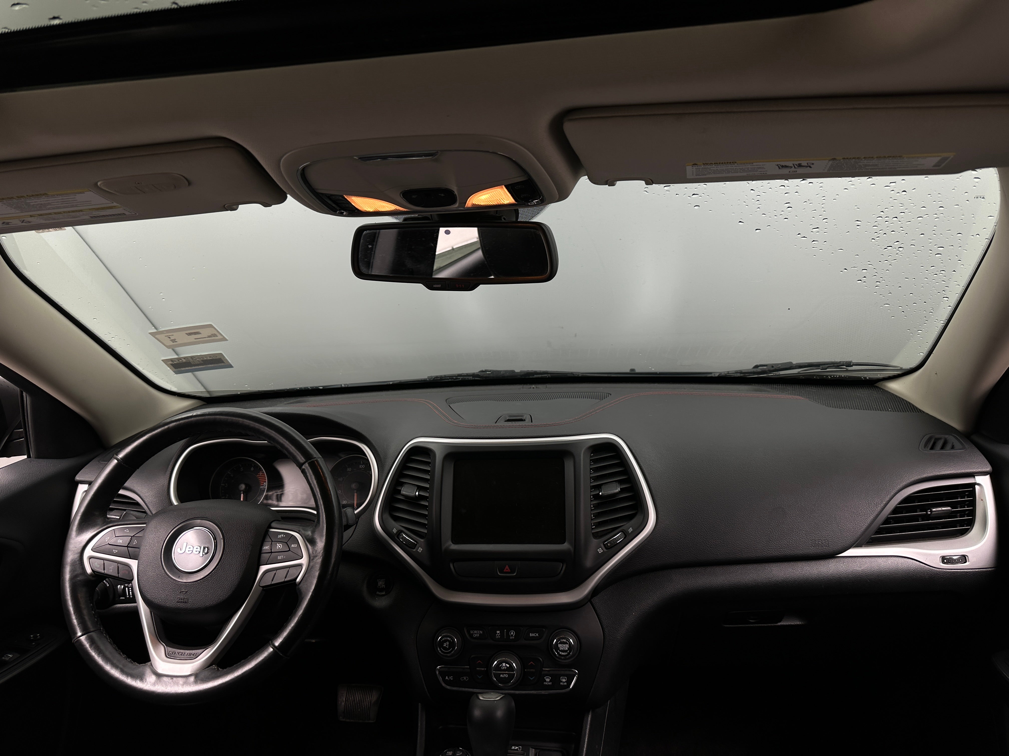 2016 Jeep Cherokee Trailhawk 2