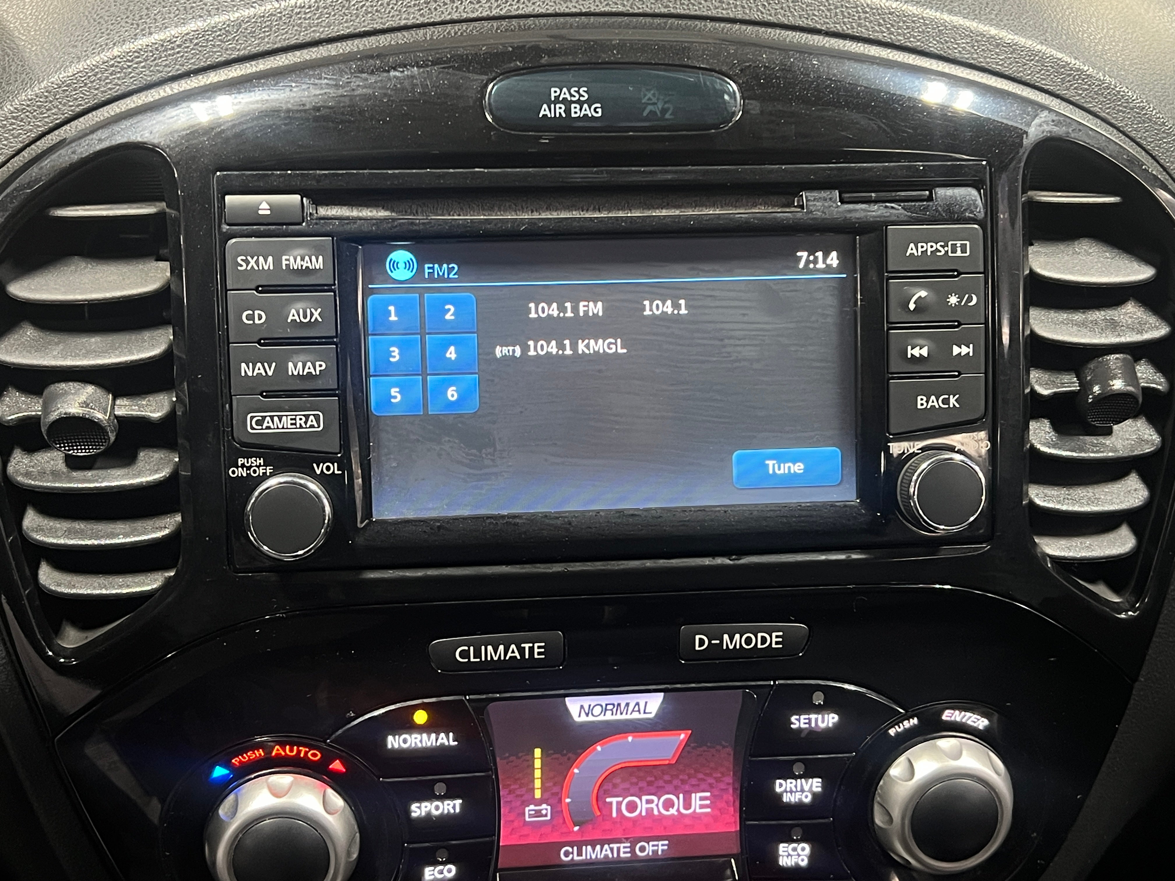 2016 Nissan Juke SL 3
