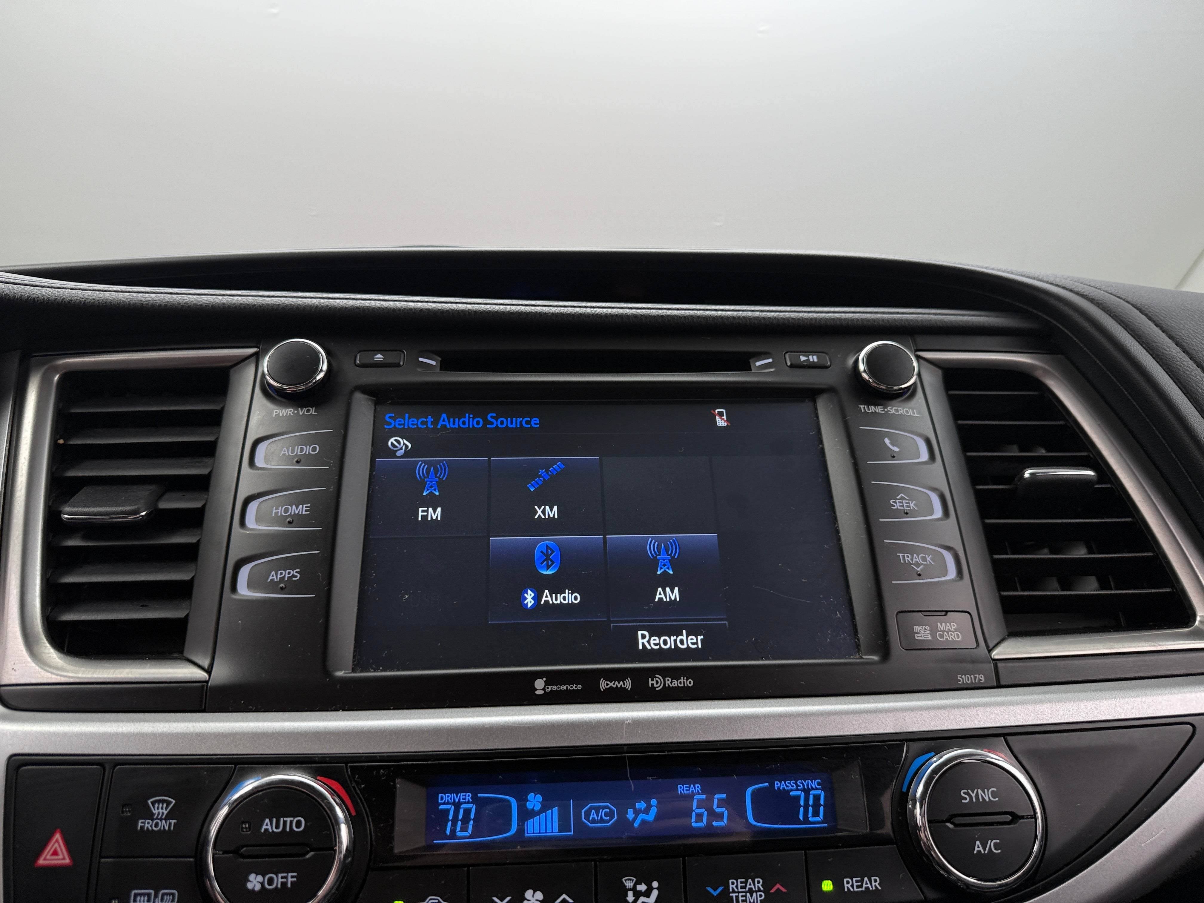2018 Toyota Highlander SE 4