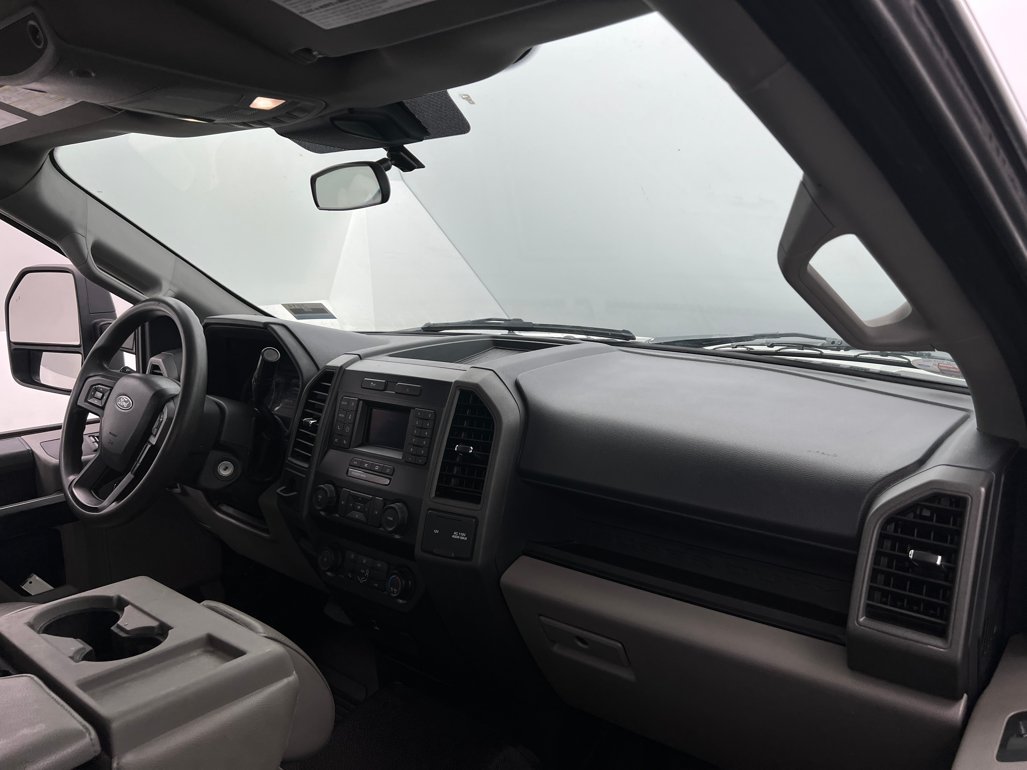 2022 Ford Econoline E-250 3