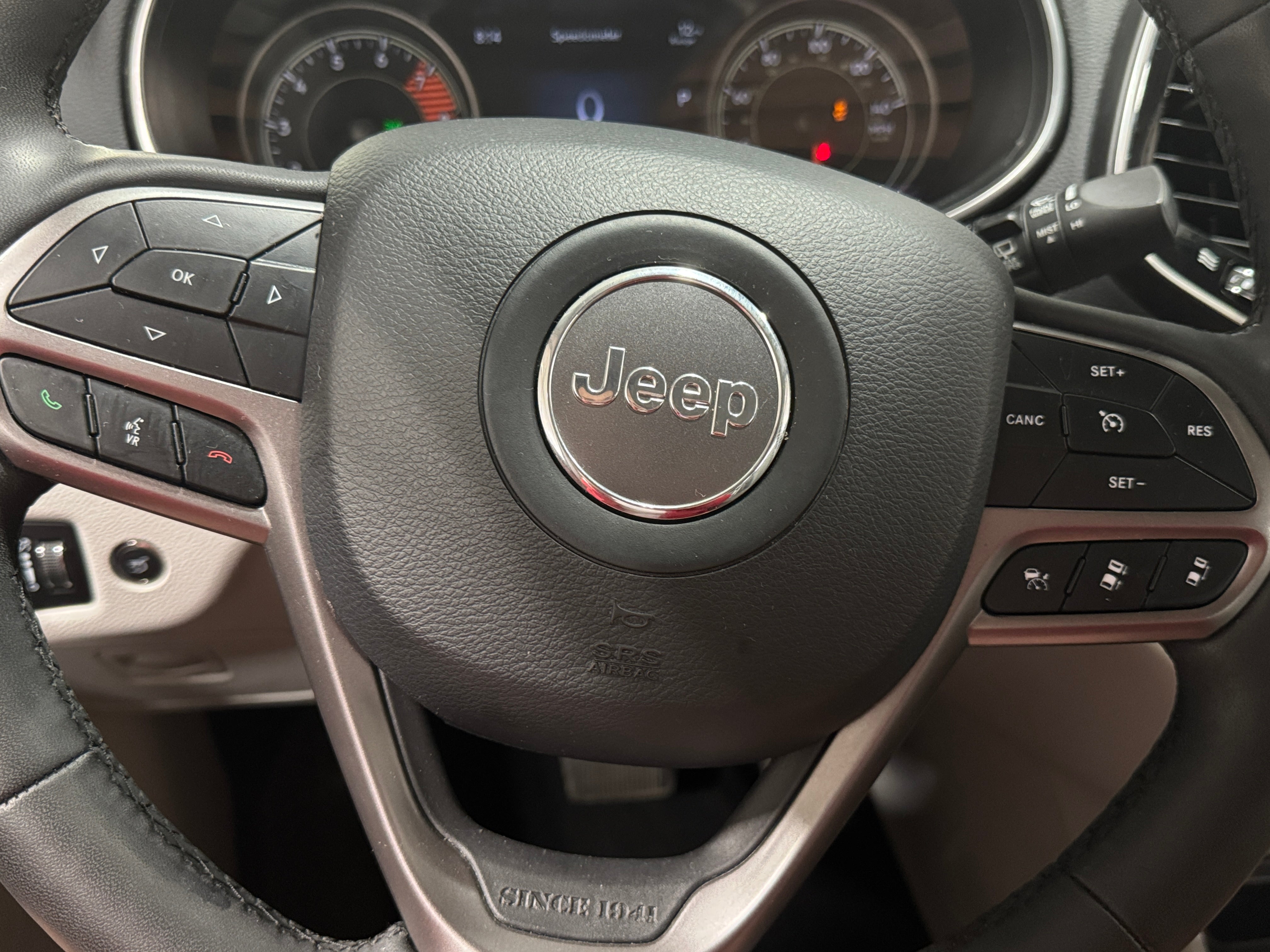 2021 Jeep Cherokee Limited Edition 4