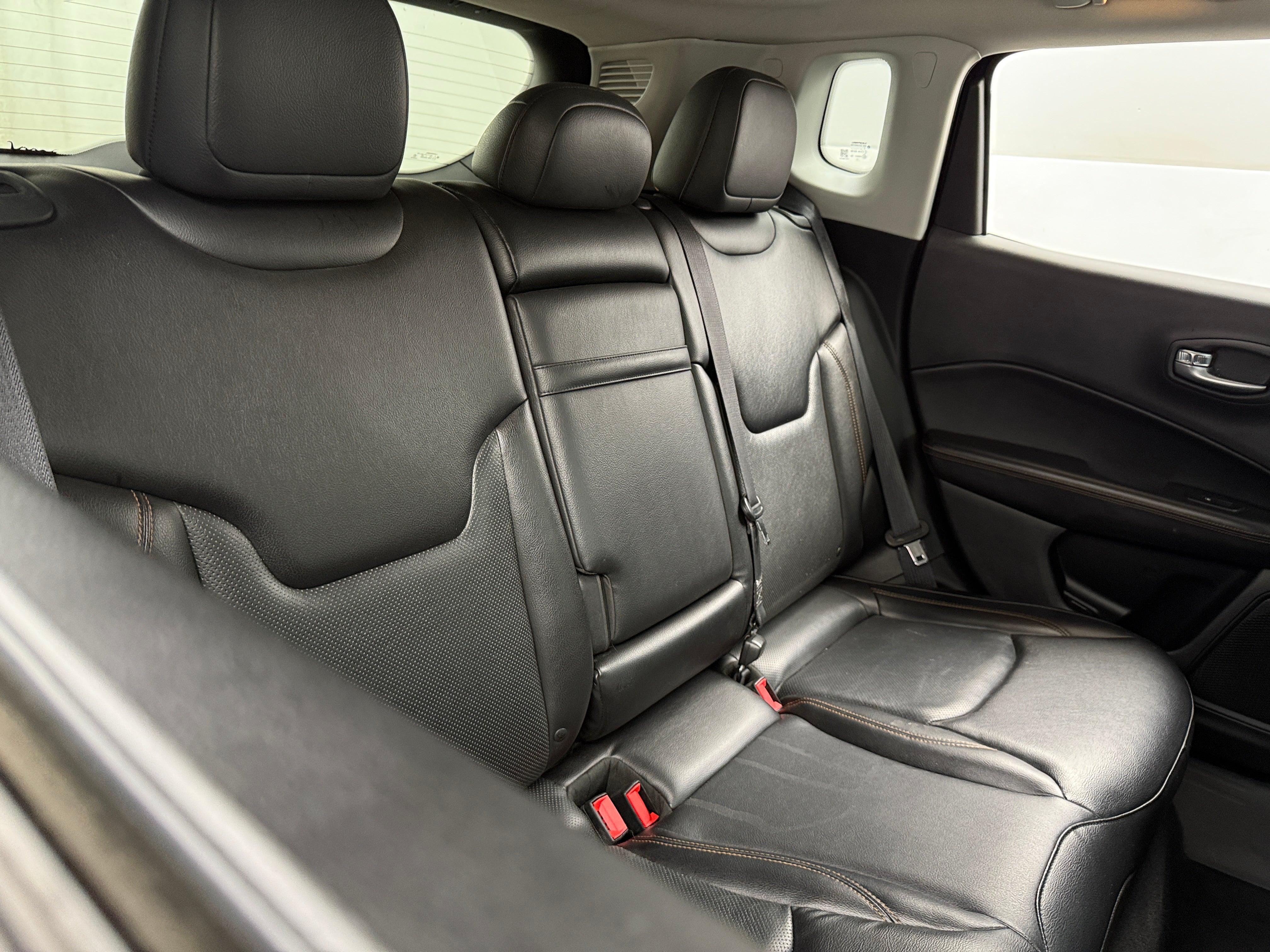 2017 Jeep Compass Limited 5