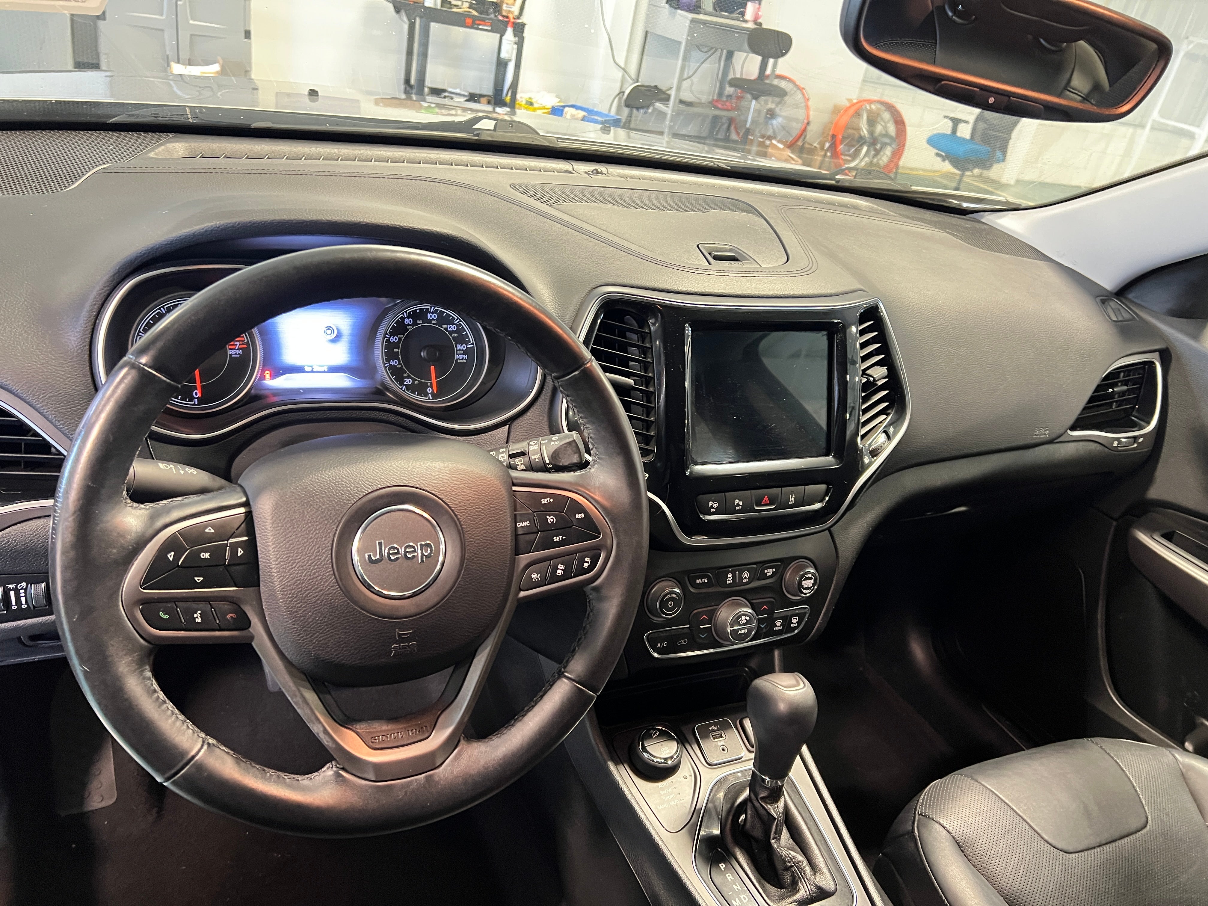 2019 Jeep Cherokee Limited Edition 2