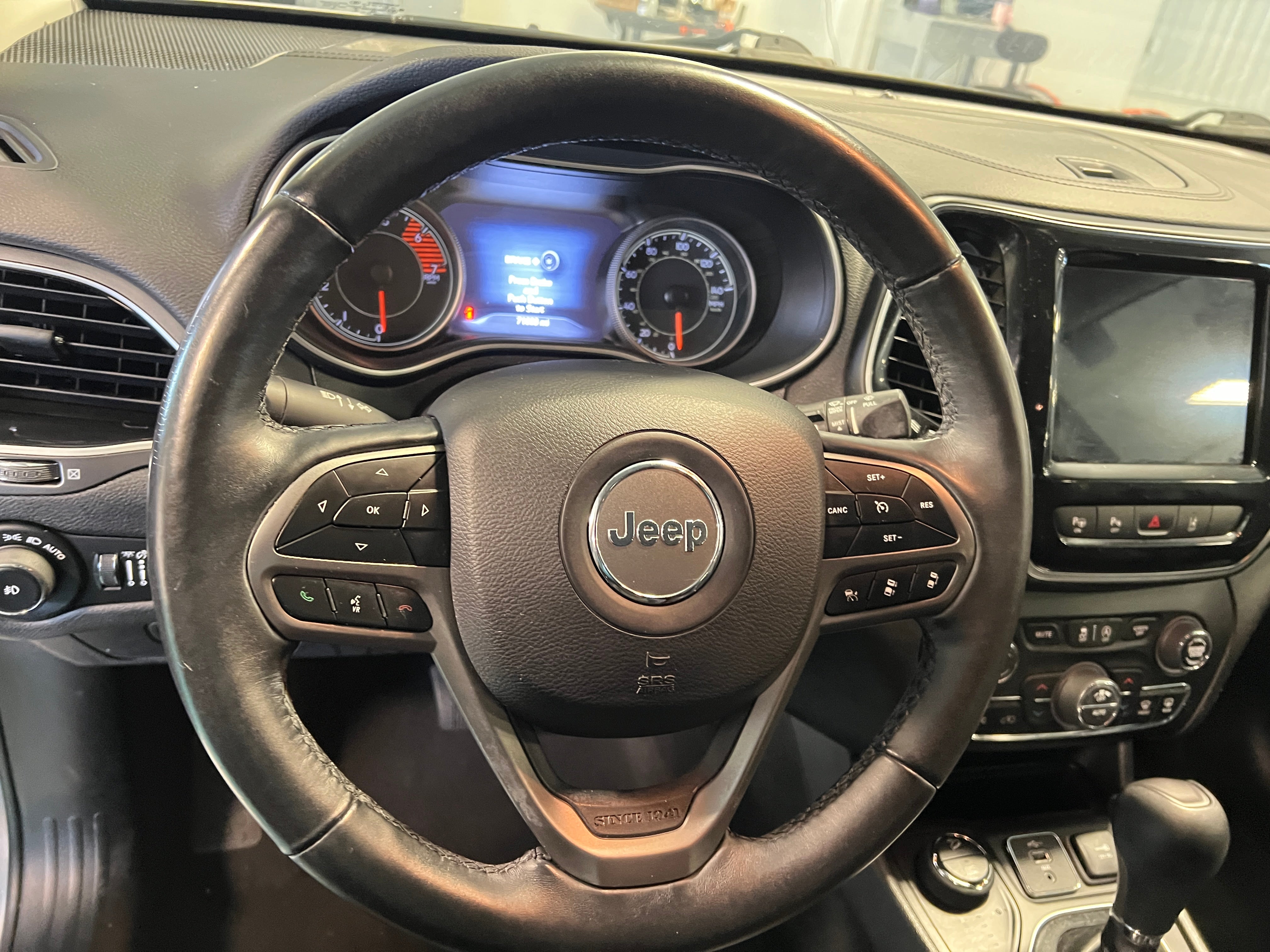 2019 Jeep Cherokee Limited Edition 4