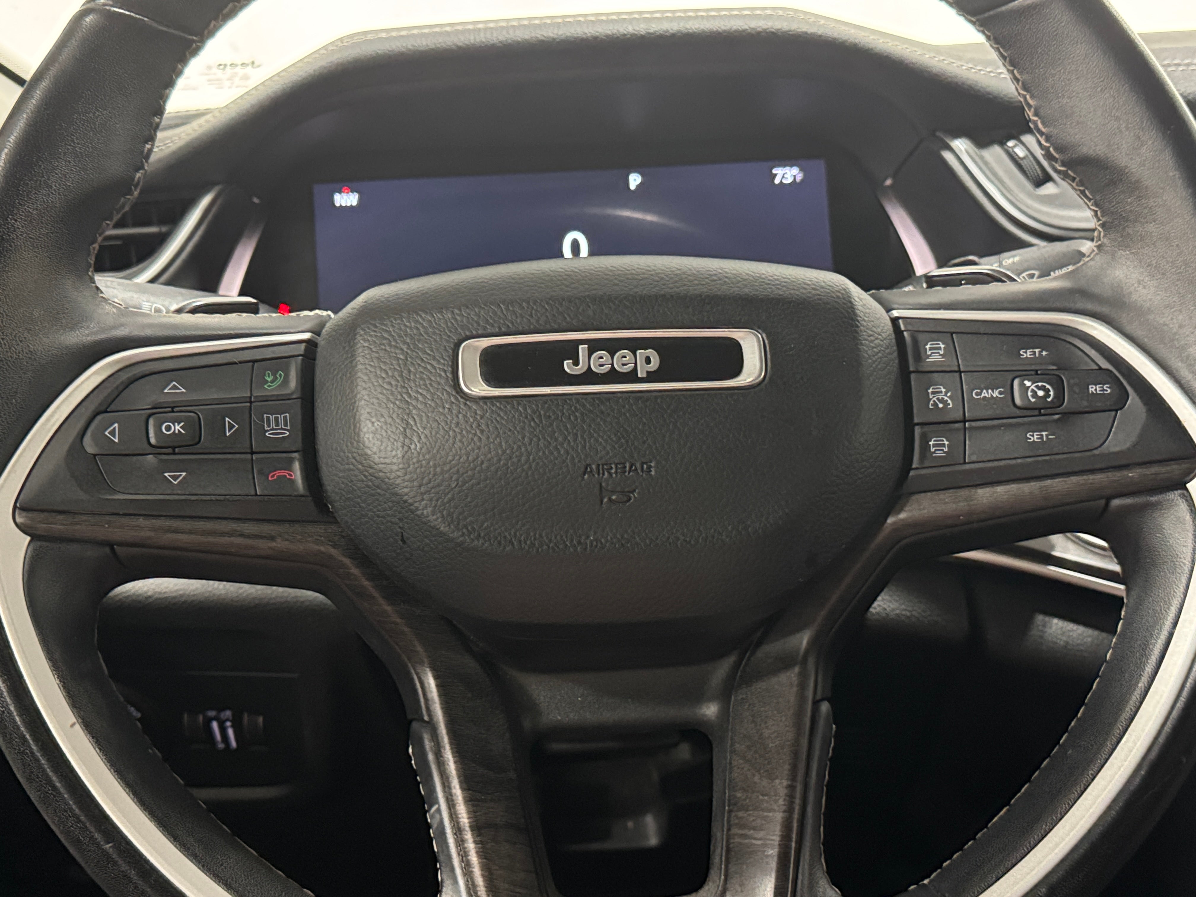 2022 Jeep Grand Cherokee L Limited Edition 4