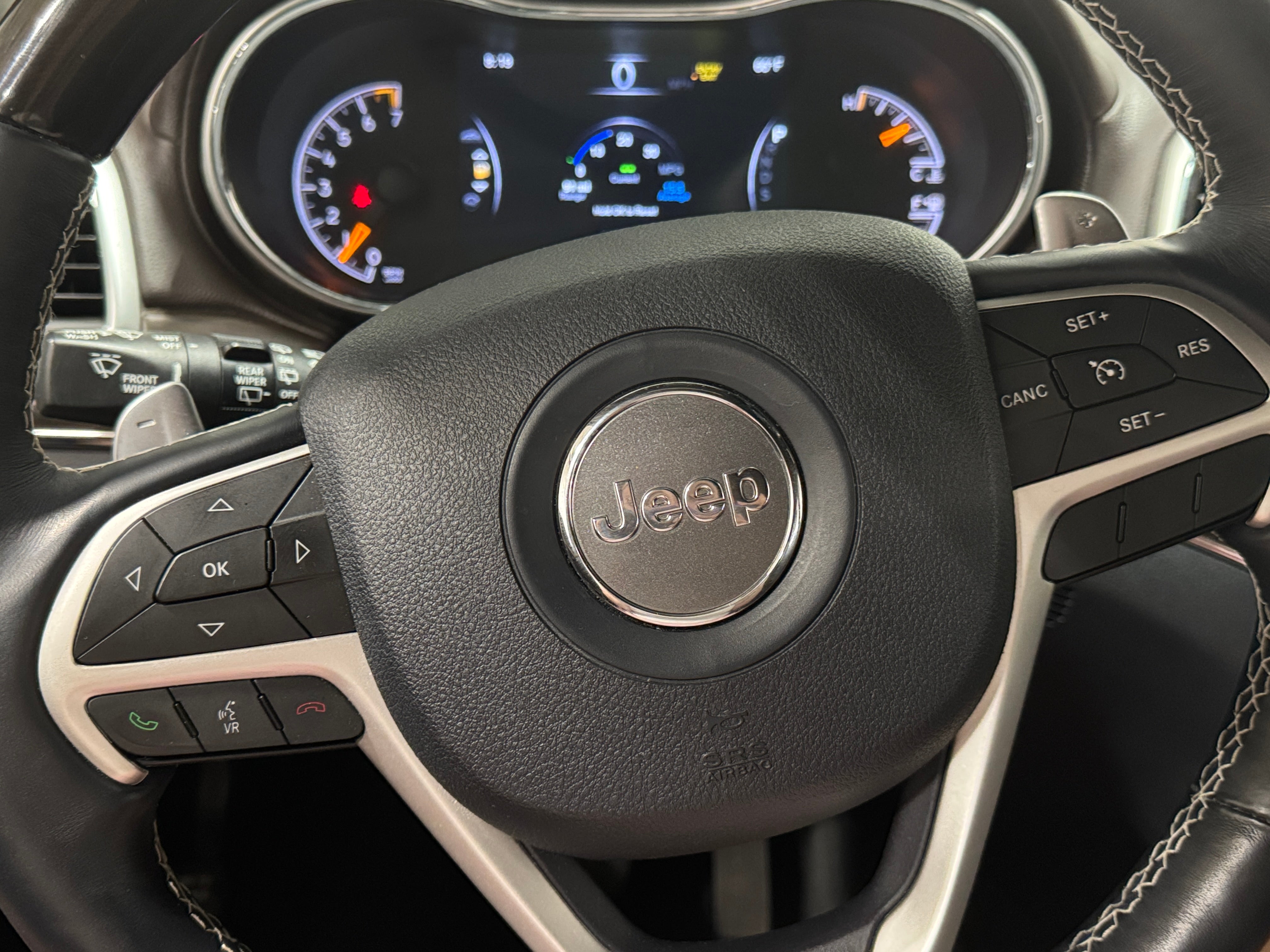 2015 Jeep Grand Cherokee Overland 4