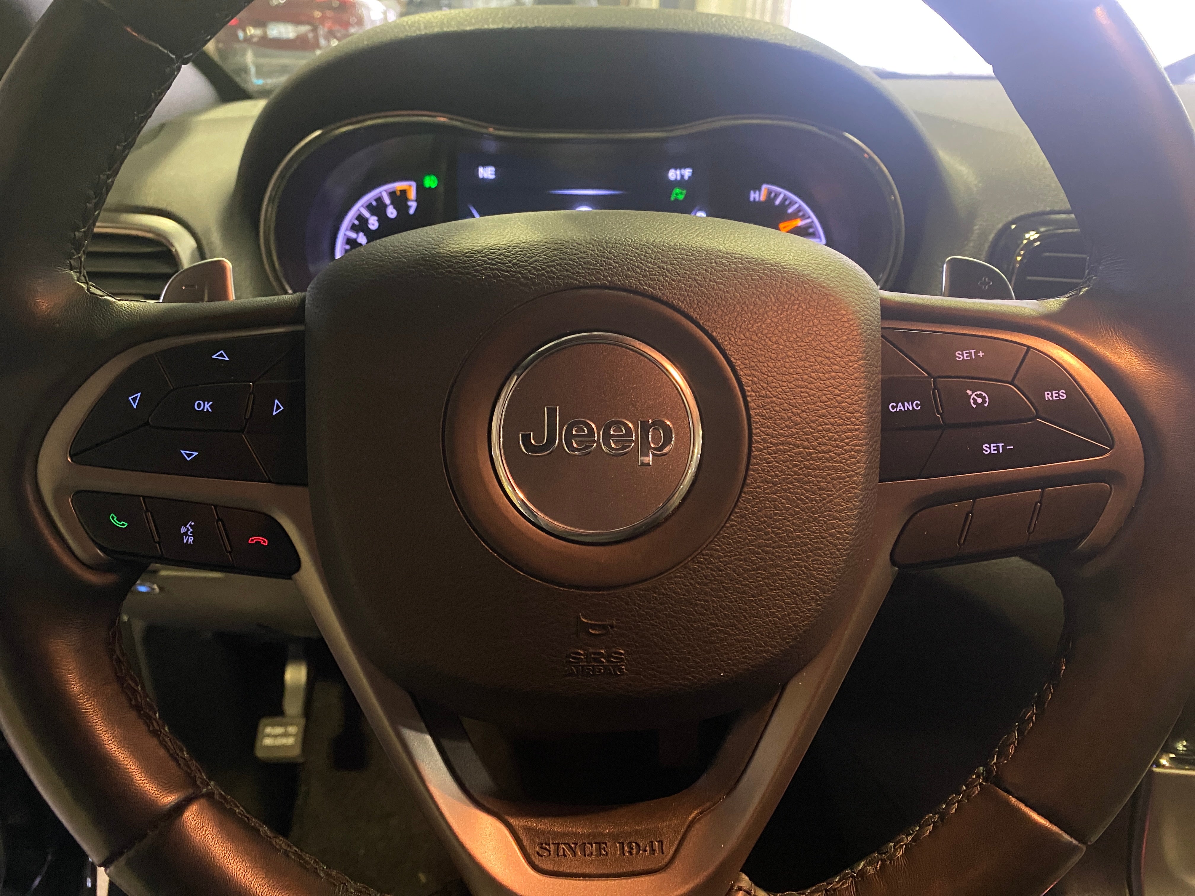 2021 Jeep Grand Cherokee Limited Edition 4