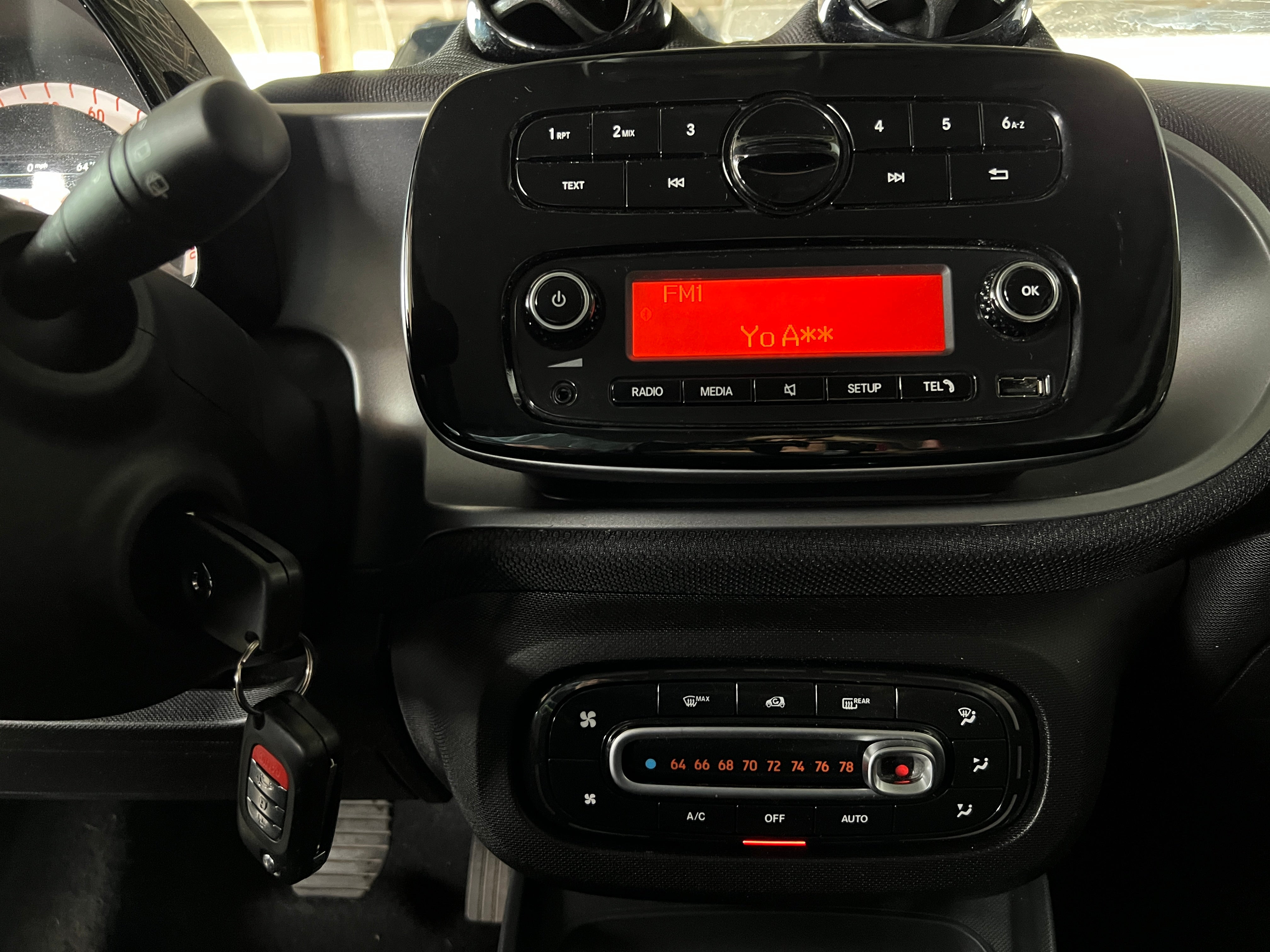 2018 smart fortwo Passion 4