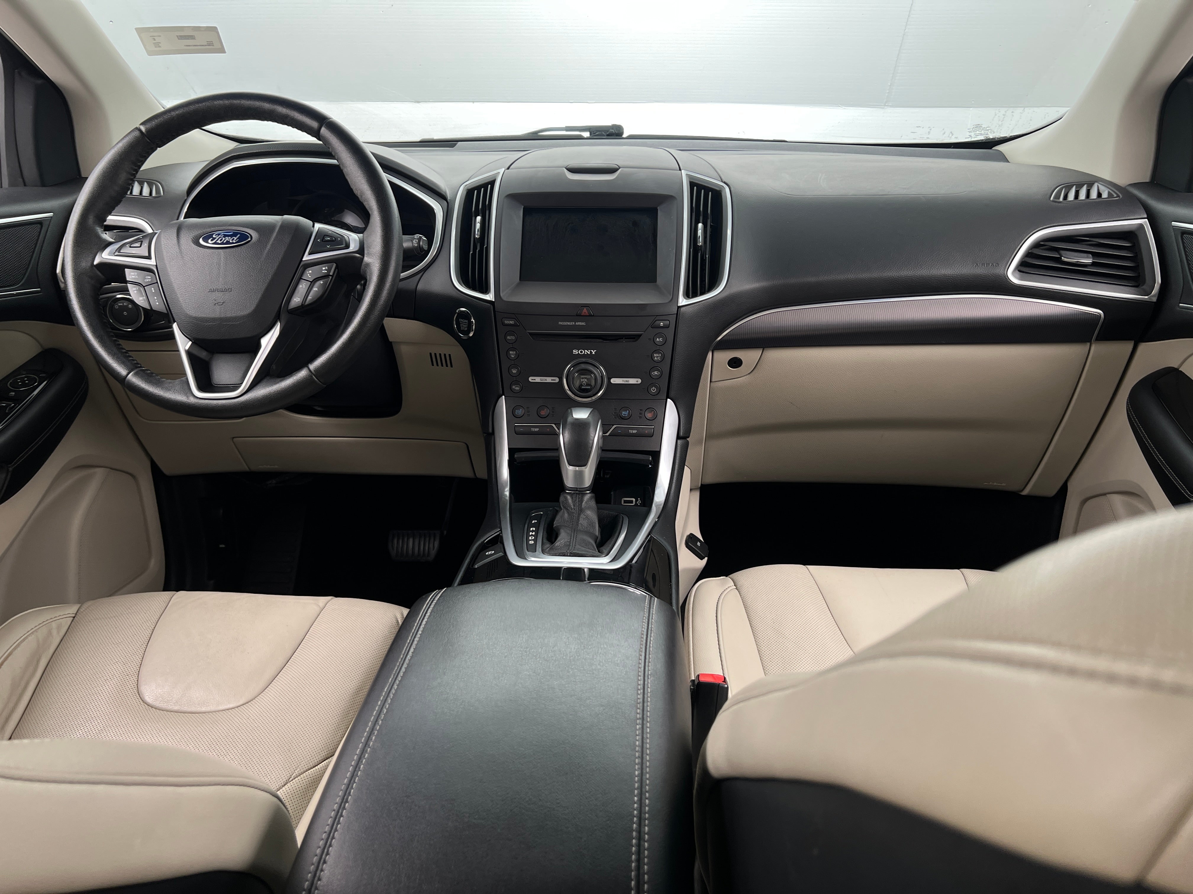 Thumbnail: 2016 Ford Edge - 2