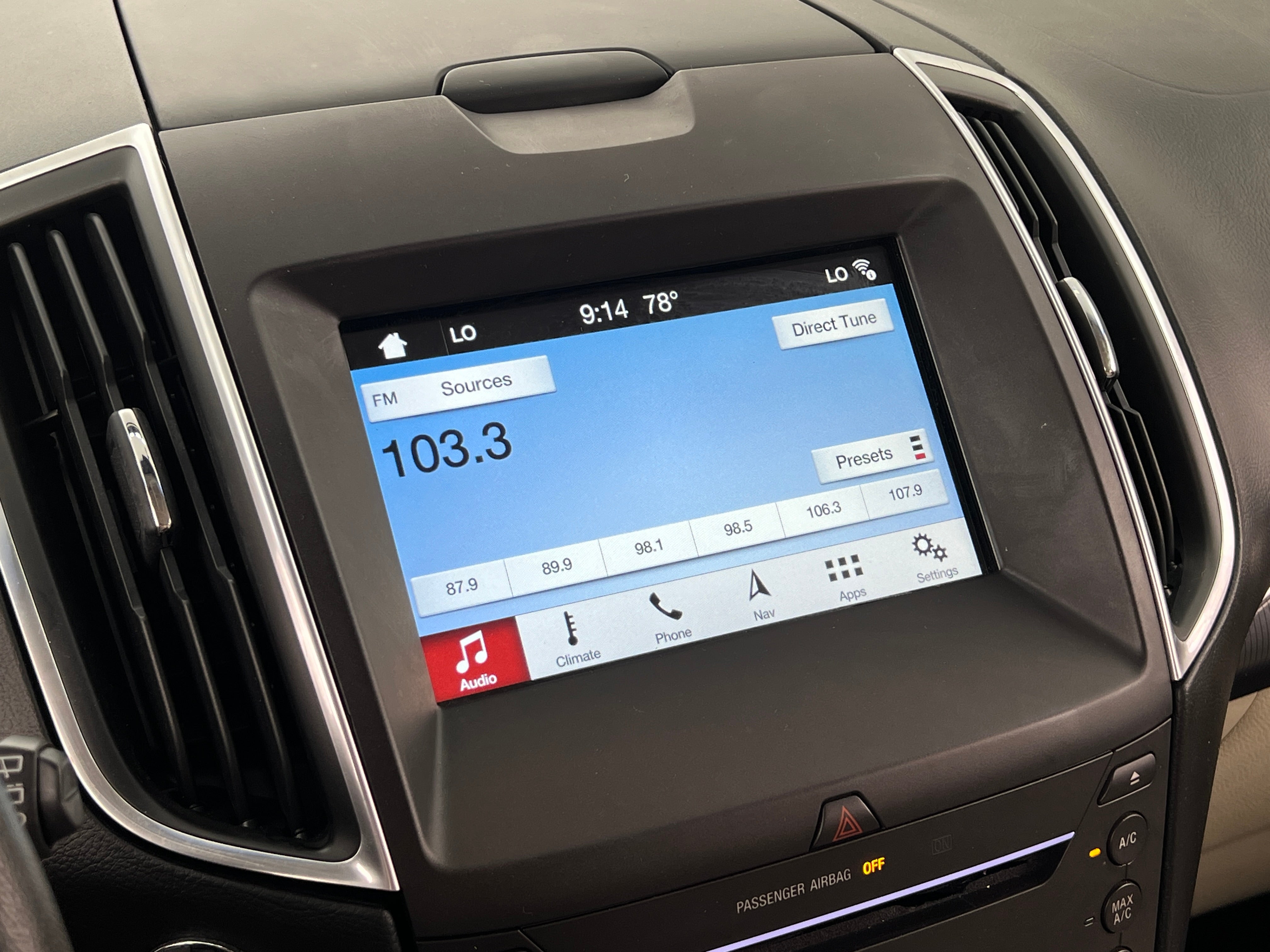 Thumbnail: 2016 Ford Edge - 3