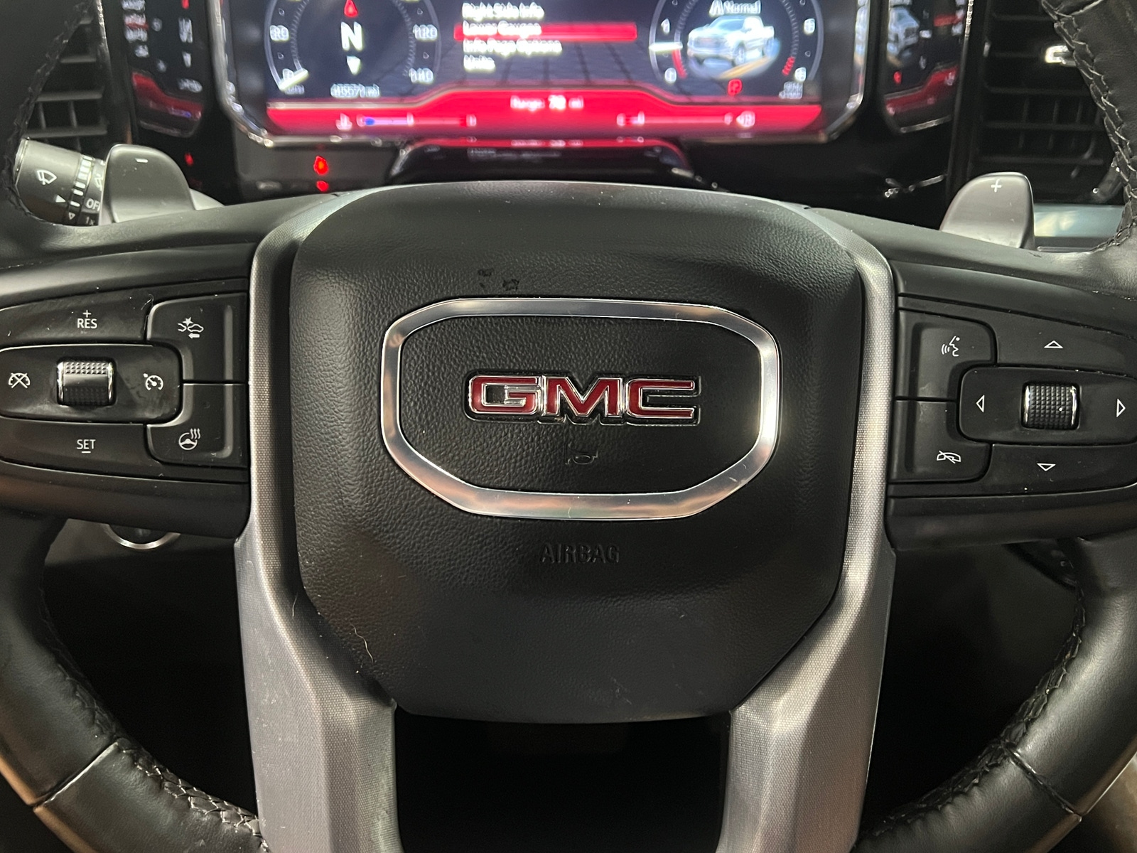 Thumbnail: 2024 GMC Sierra 1500 - 4