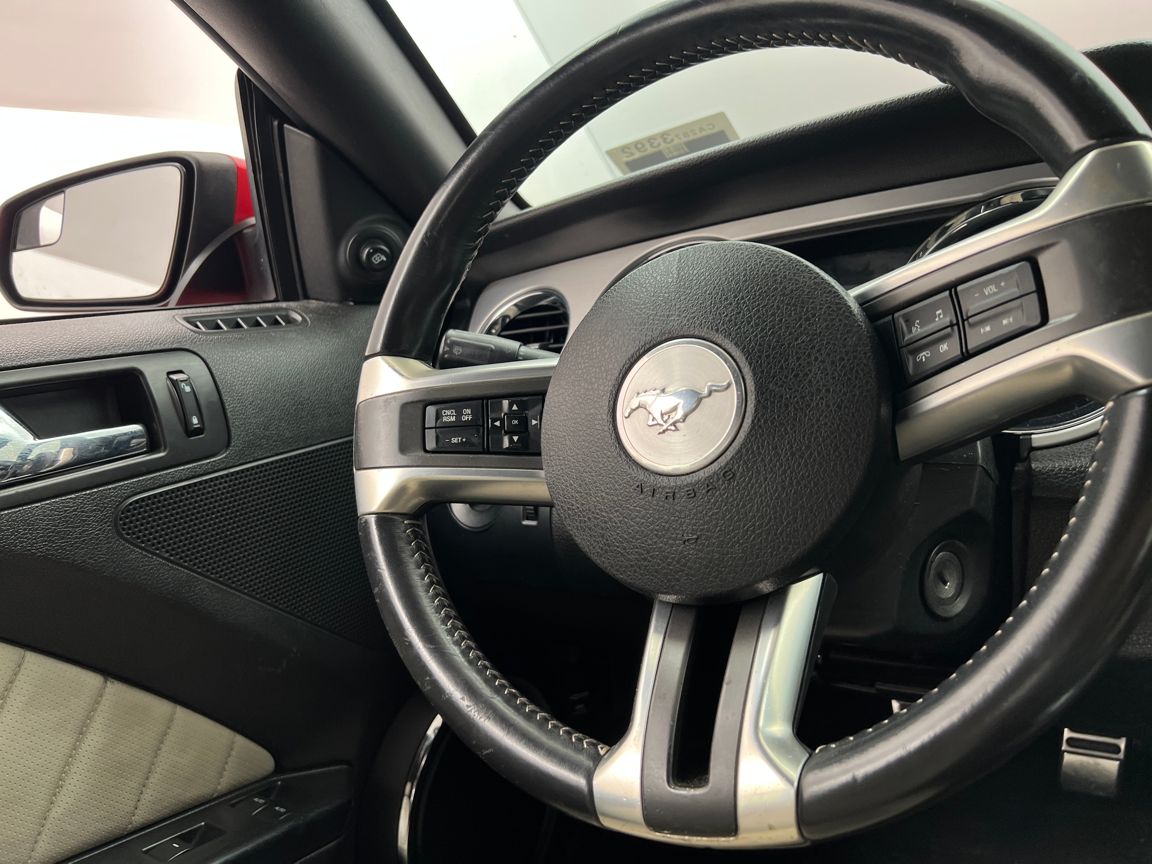 2014 Ford Mustang Premium 4