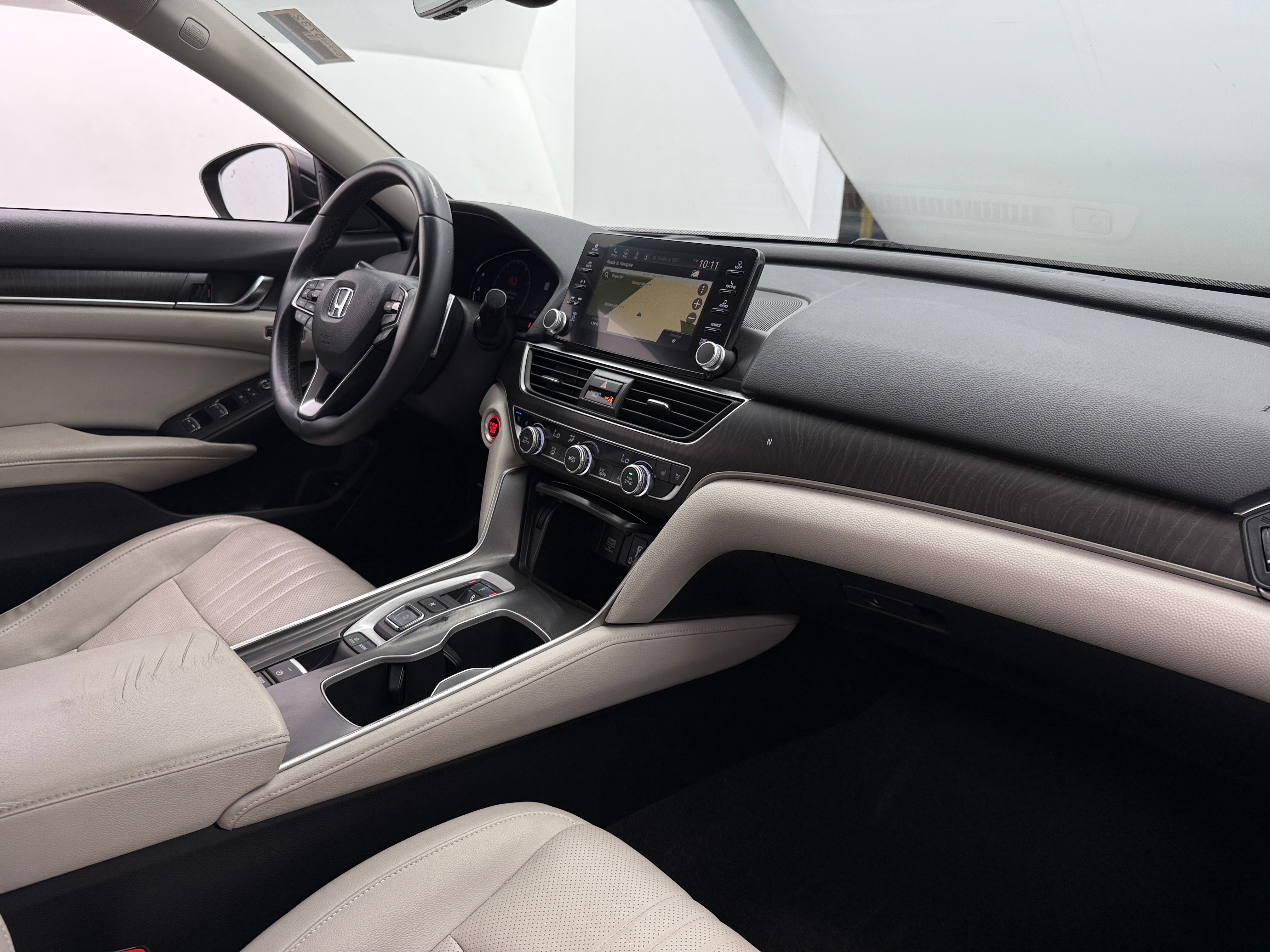 2018 Honda Accord Touring 2