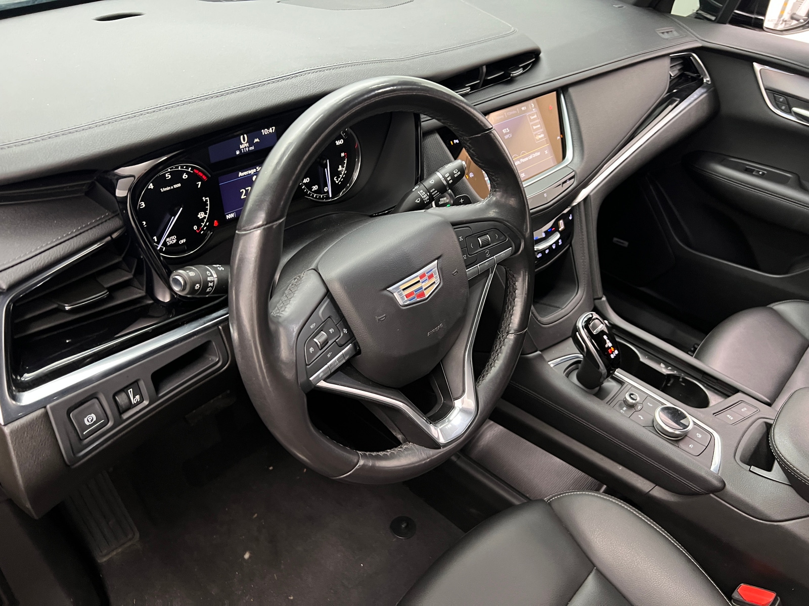 Thumbnail: 2021 Cadillac XT6 - 4