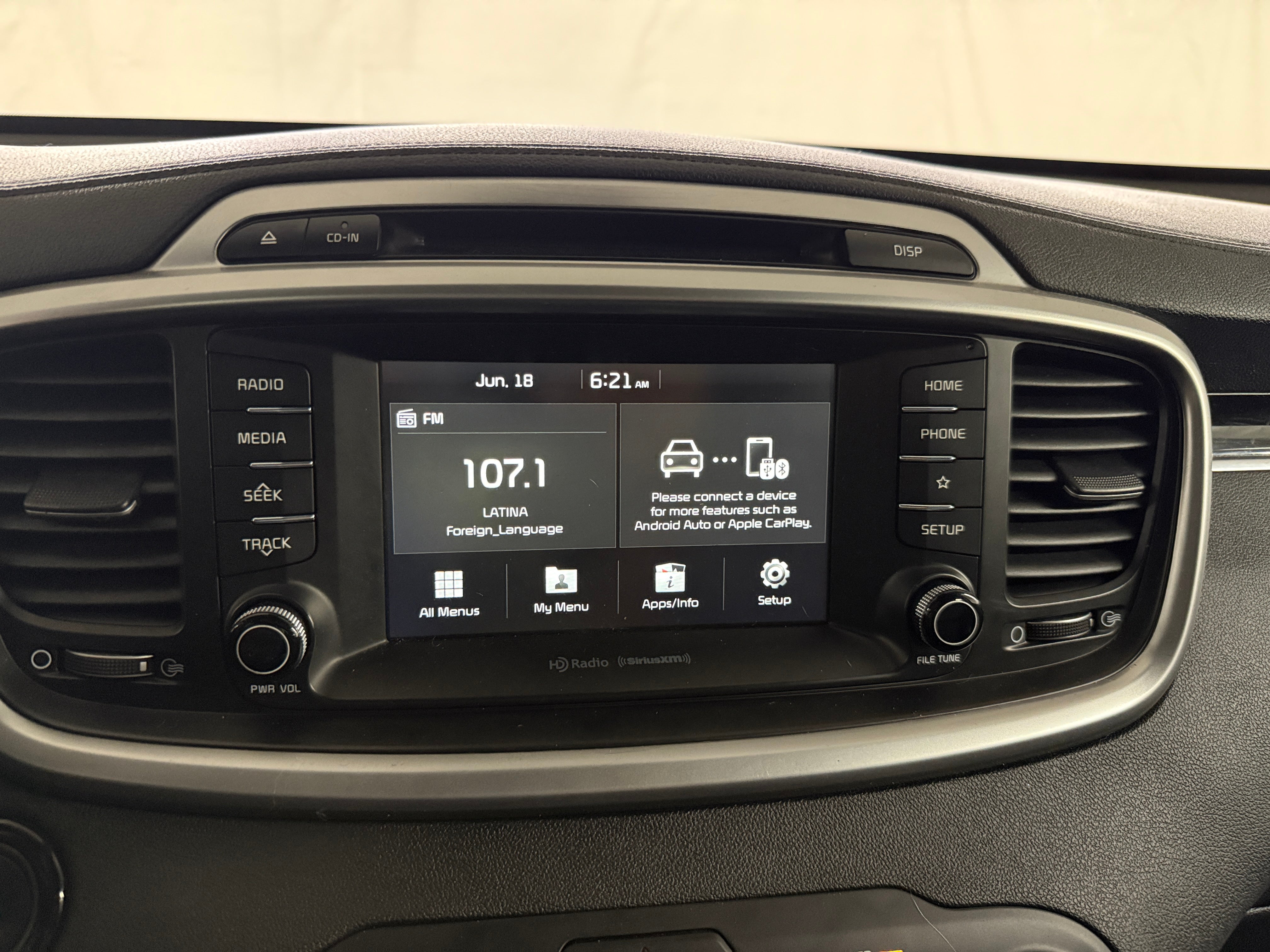 Thumbnail: 2019 Kia Sorento - 3