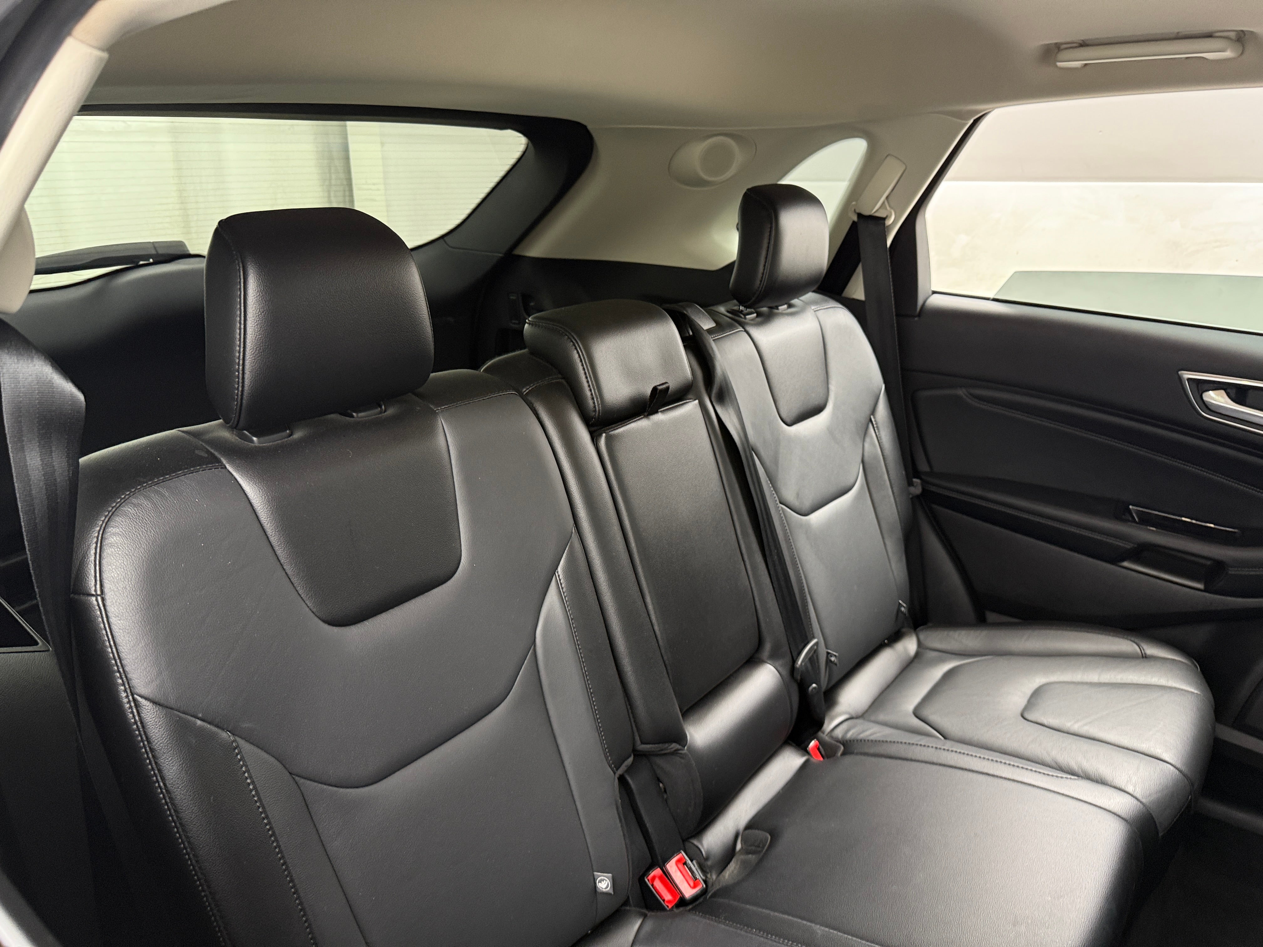 2017 Ford Edge Titanium 5