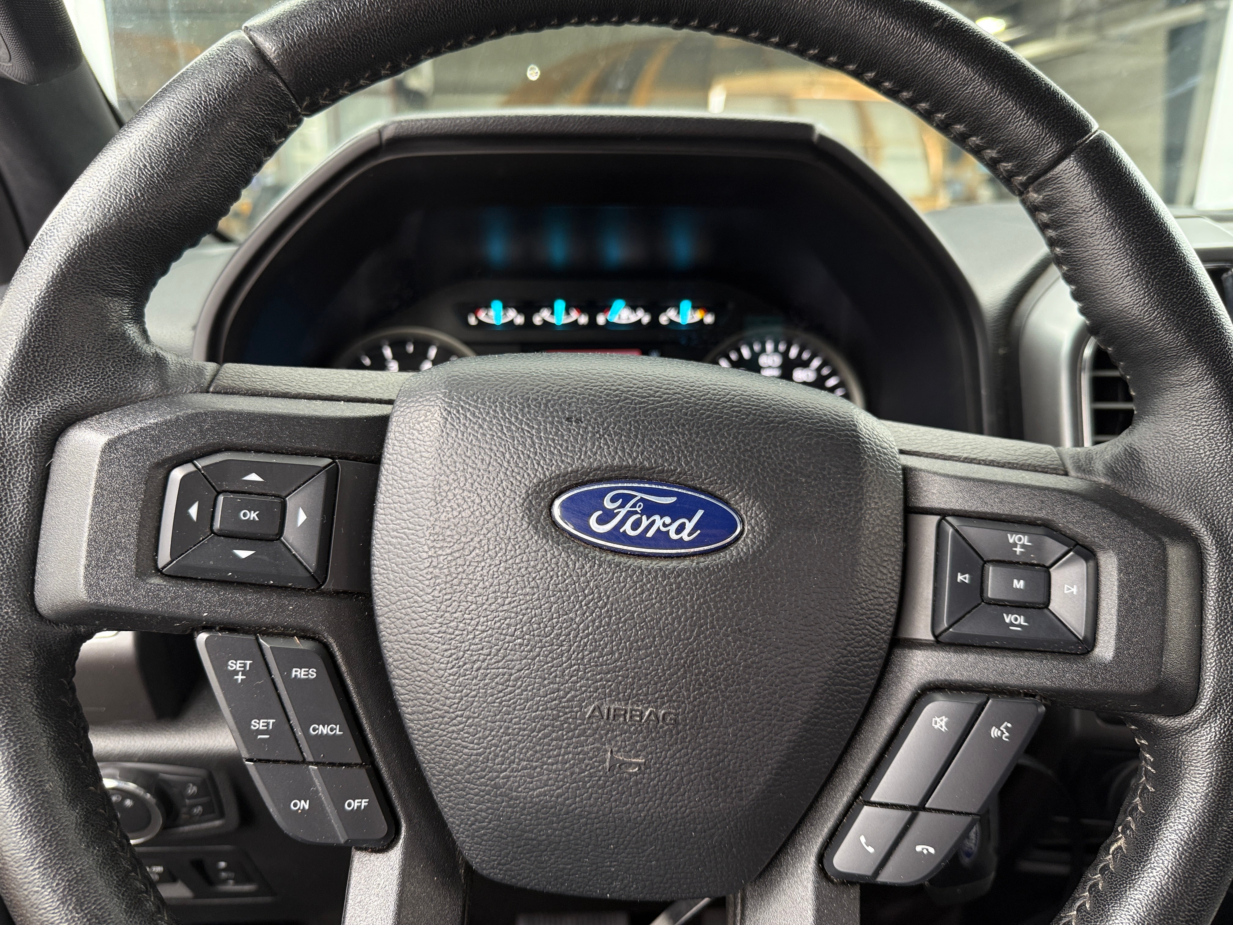 Thumbnail: 2020 Ford Econoline - 5