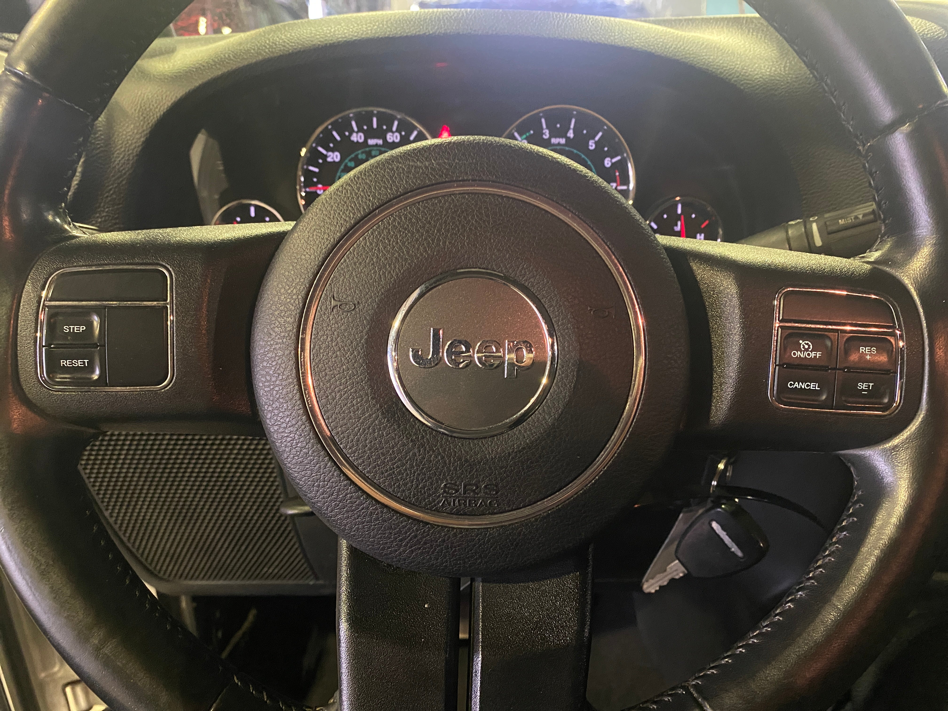 2012 Jeep Wrangler Sahara 5