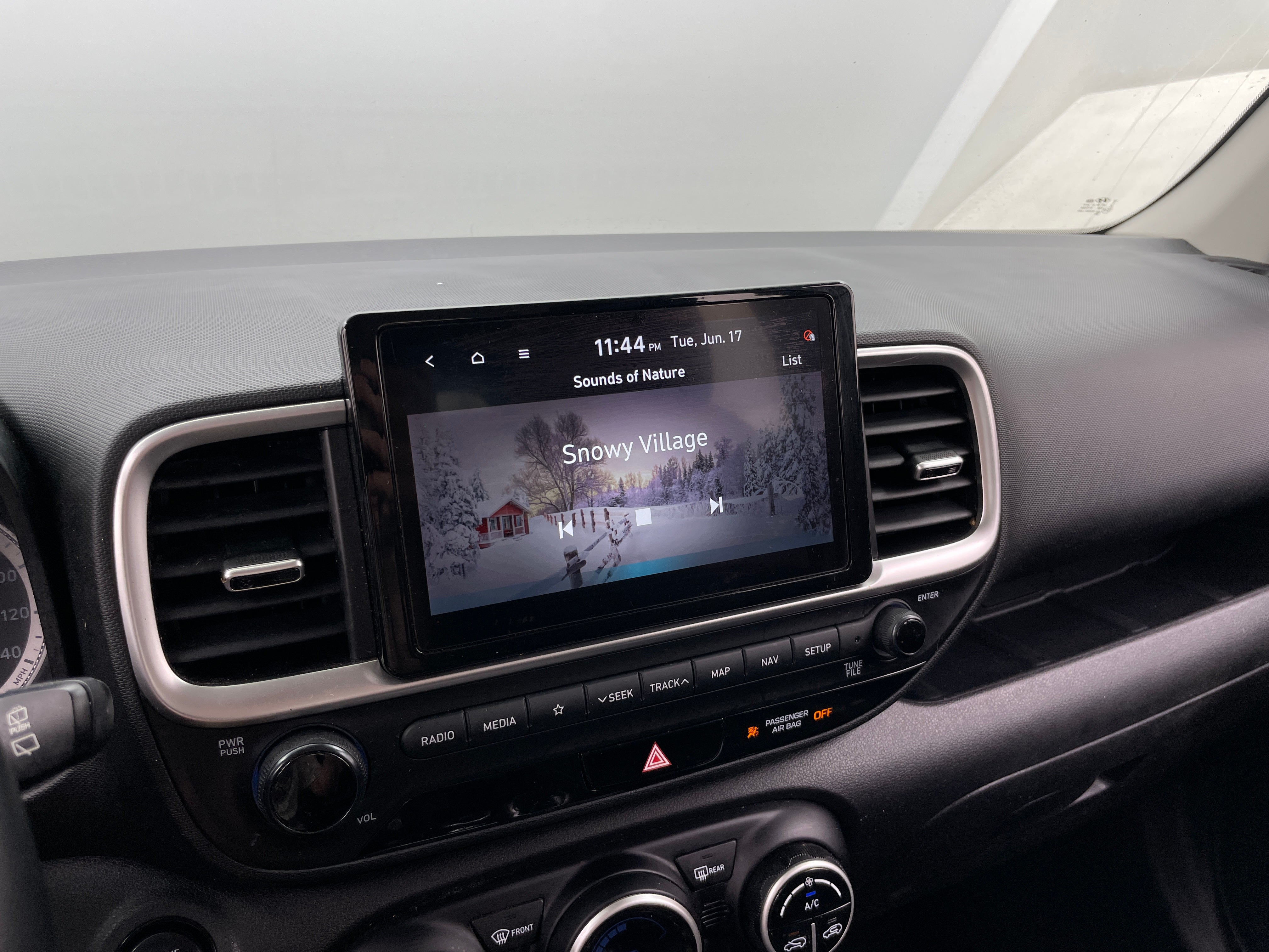 2021 Hyundai Venue SEL 4