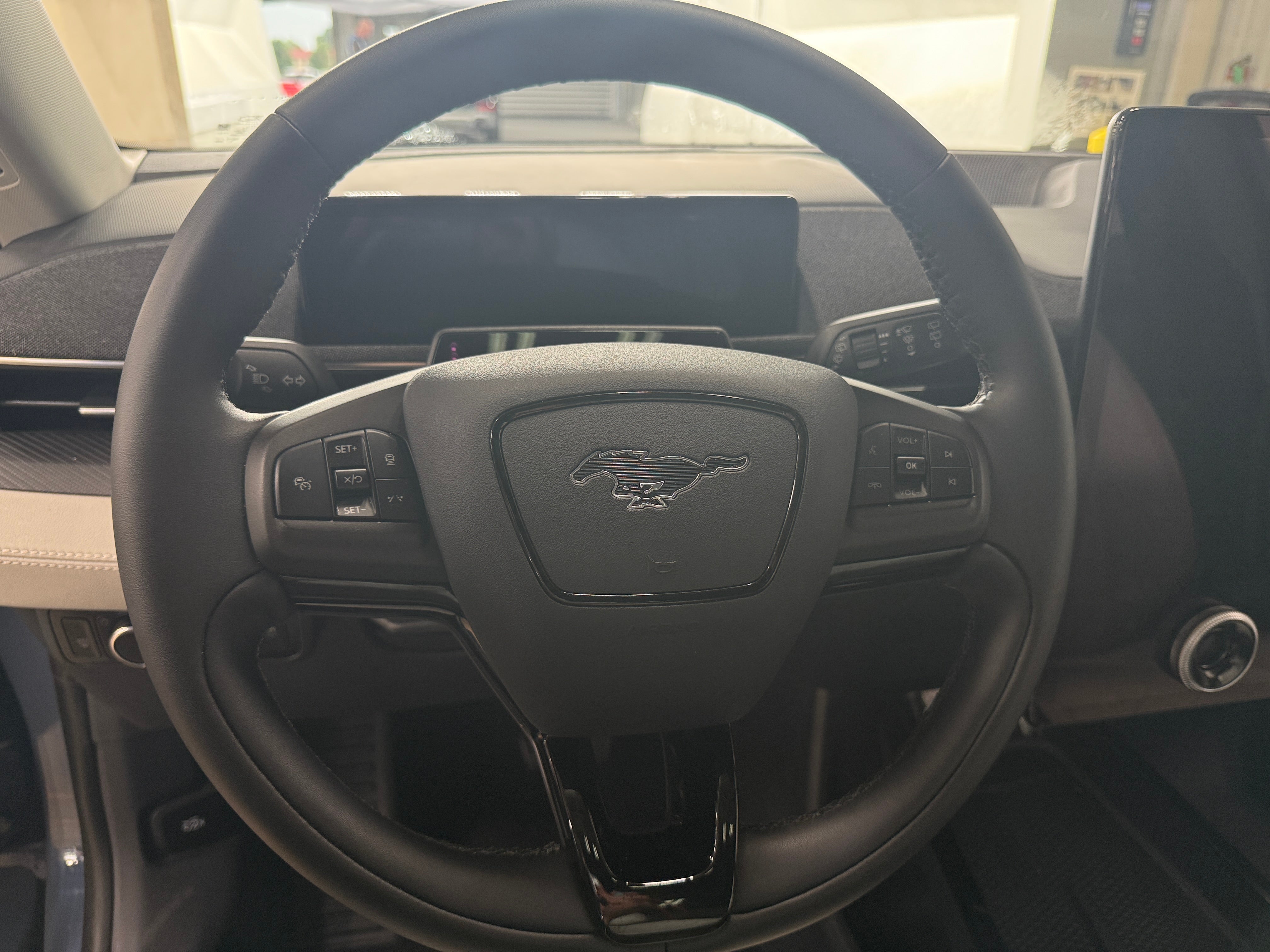 2023 Ford Mustang Mach-E Premium 4
