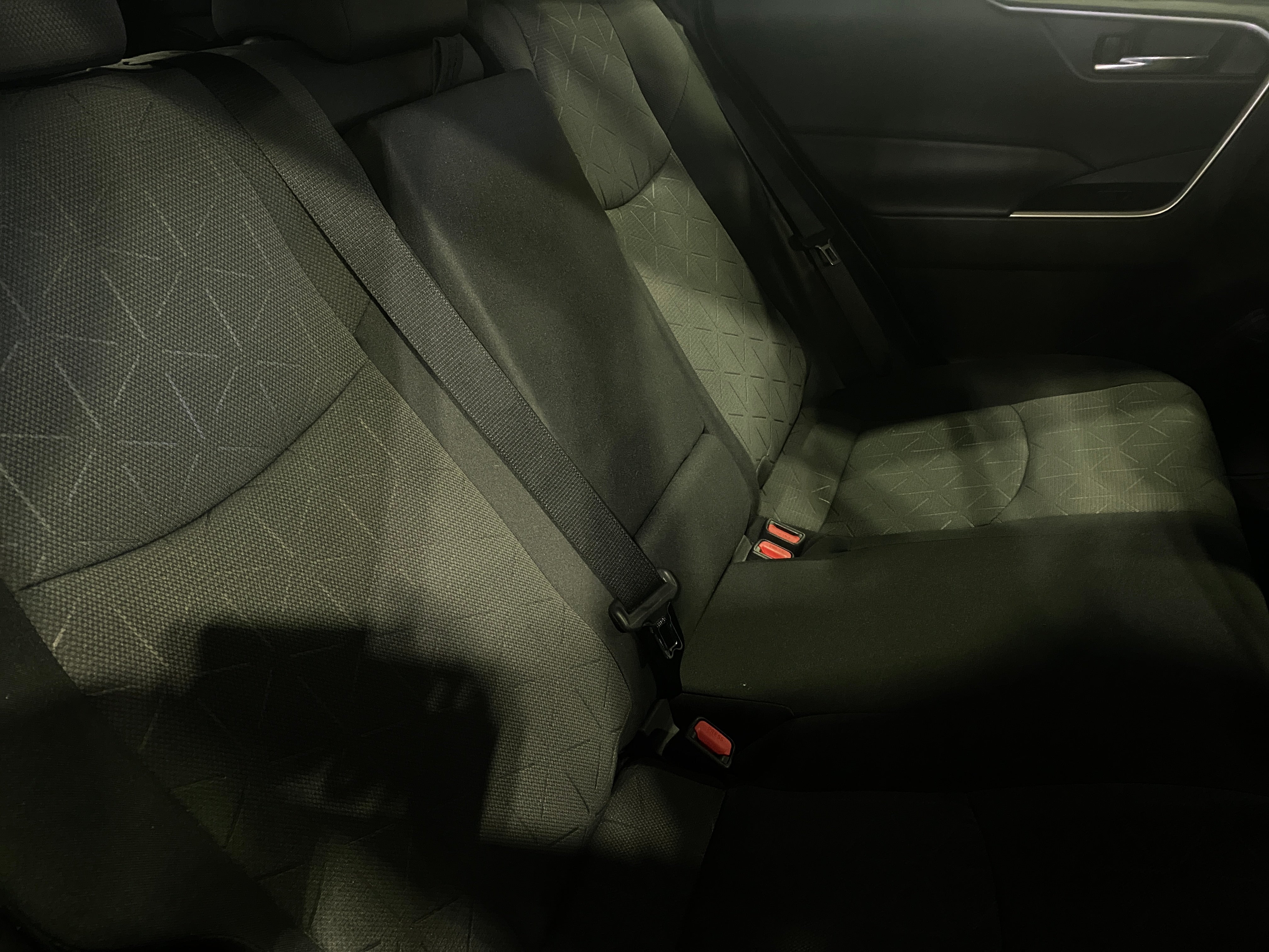 2020 Toyota RAV4 XLE 6