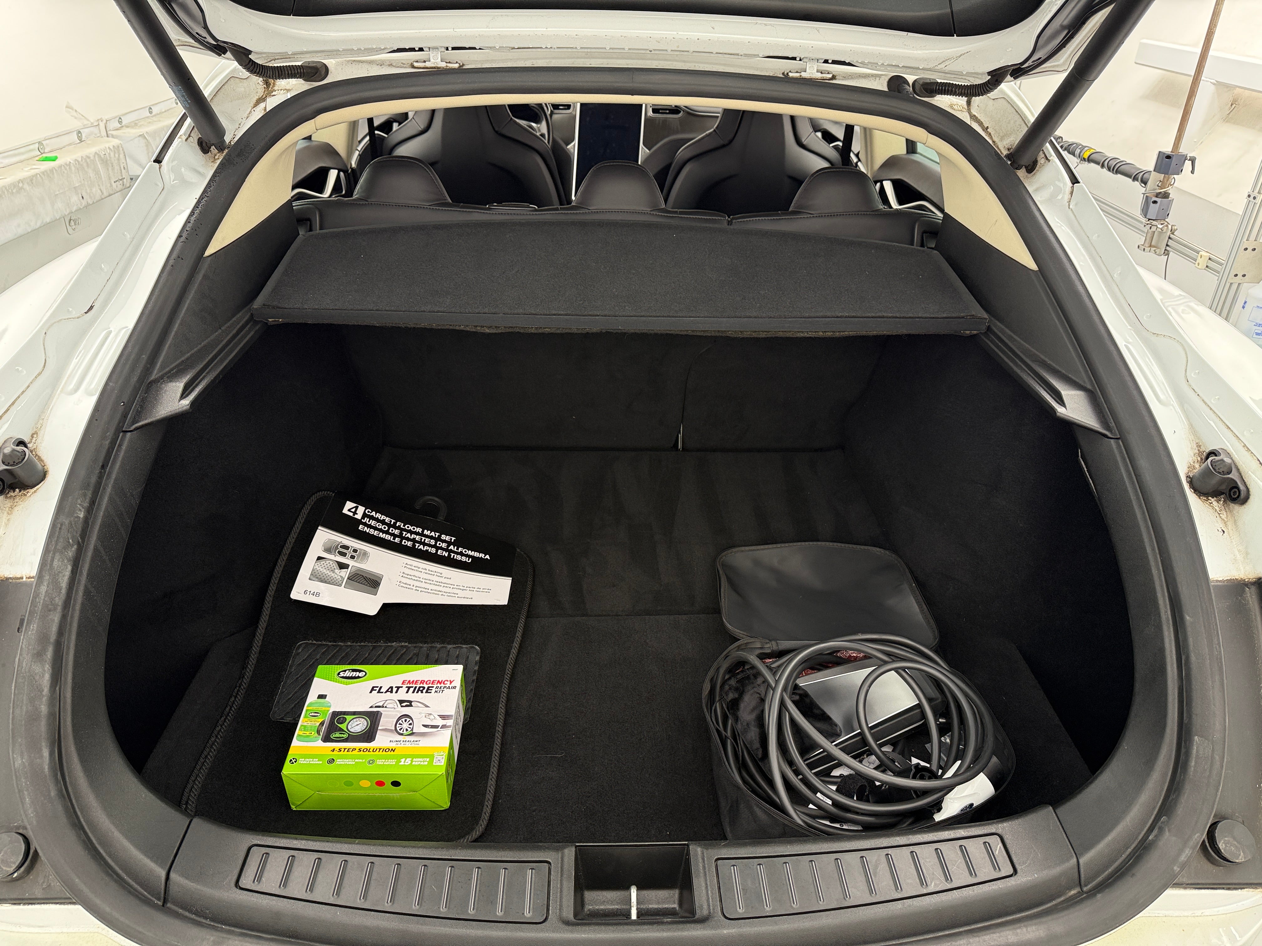 Thumbnail: 2014 Tesla Model S - 6