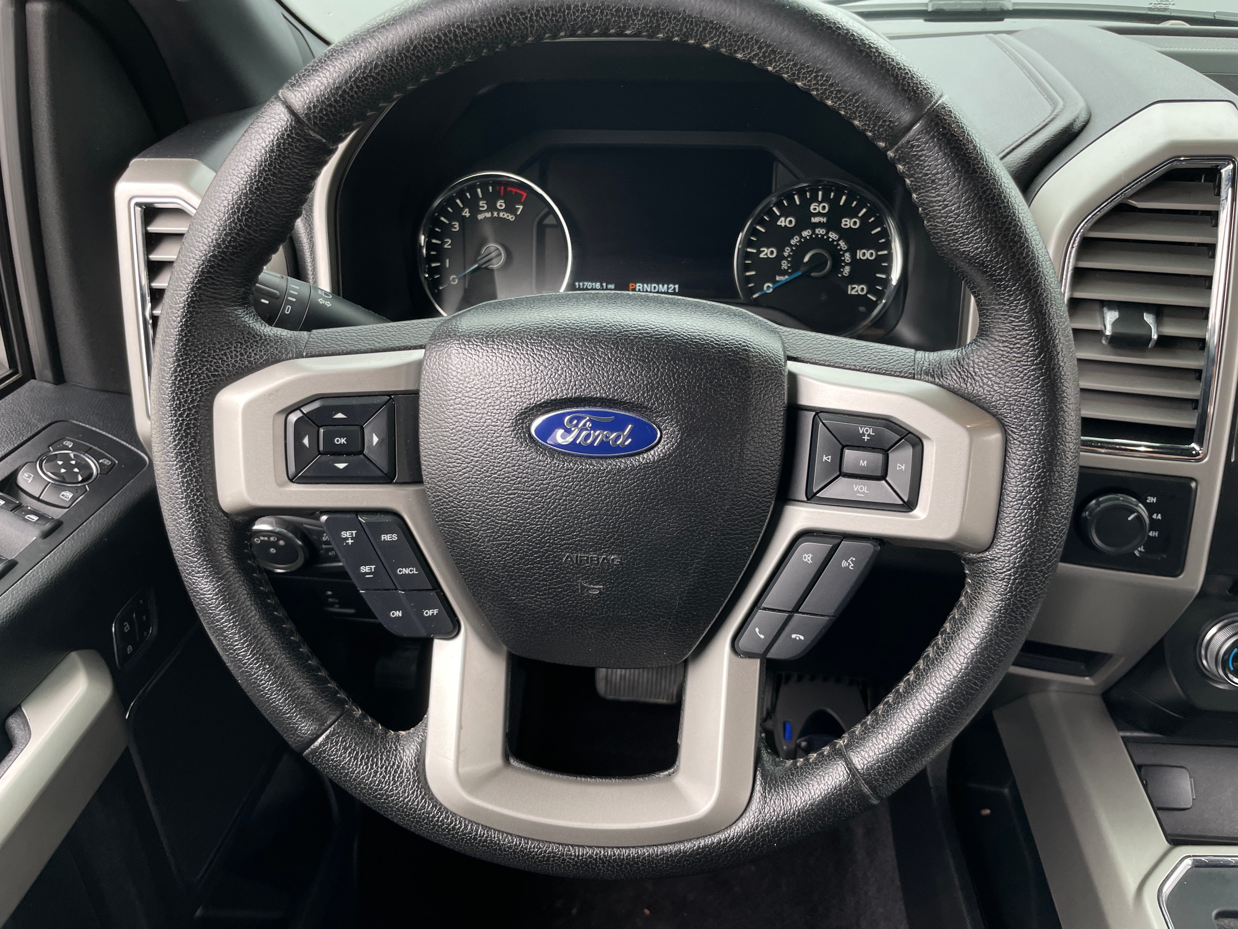 2015 Ford Econoline E-150 4