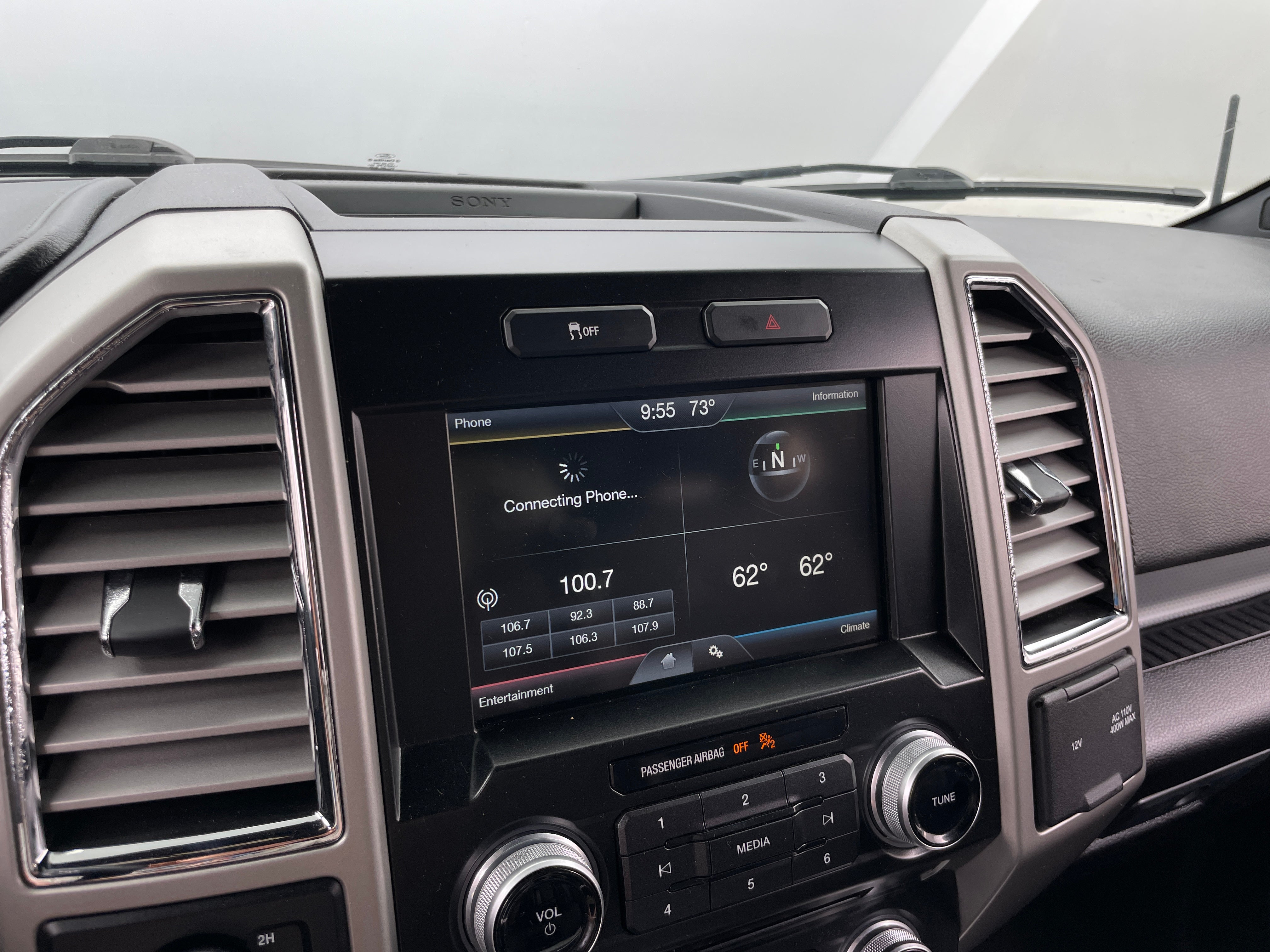 2015 Ford Econoline E-150 3
