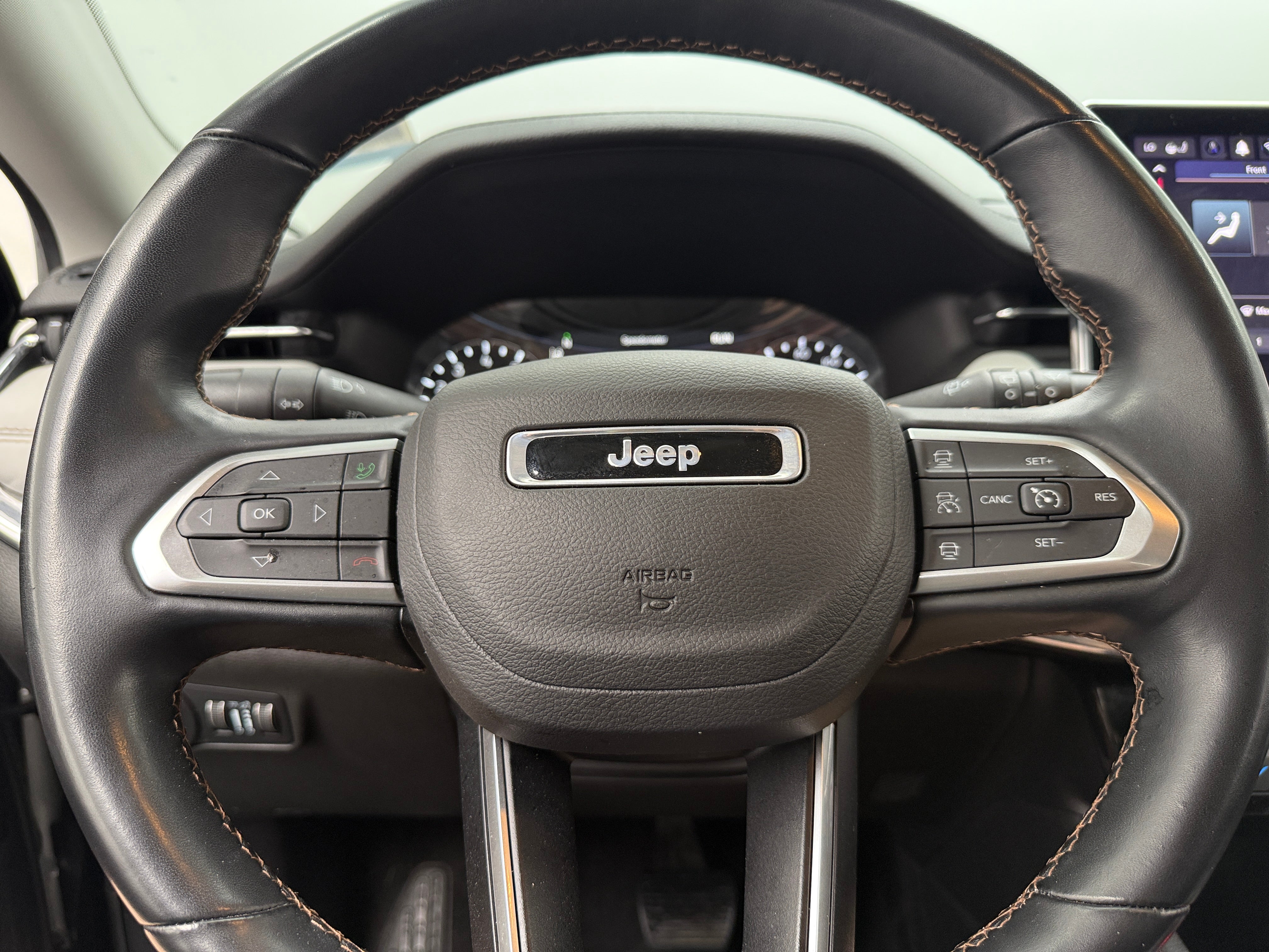 Thumbnail: 2022 Jeep Compass - 4