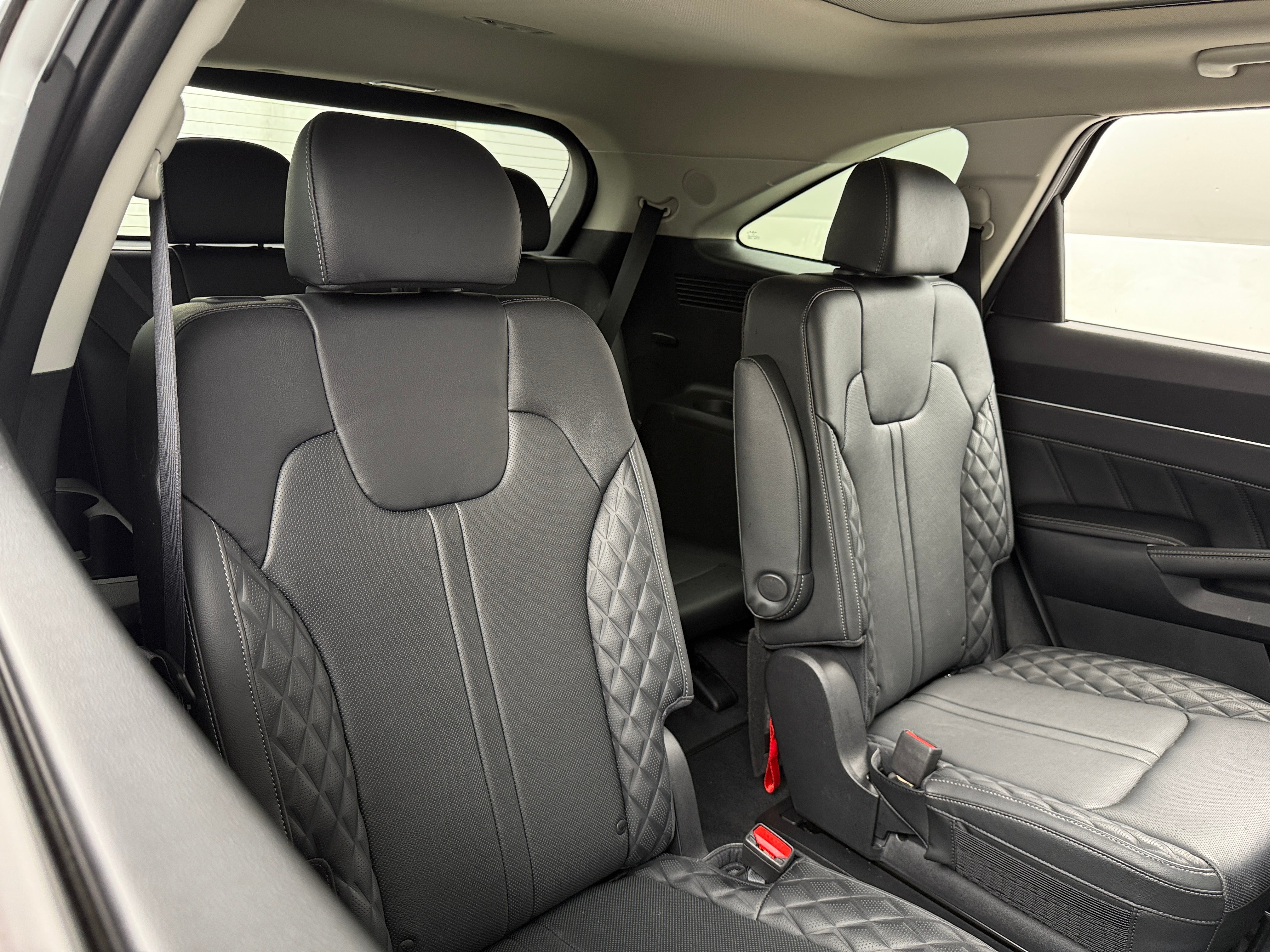 Thumbnail: 2022 Kia Sorento - 6