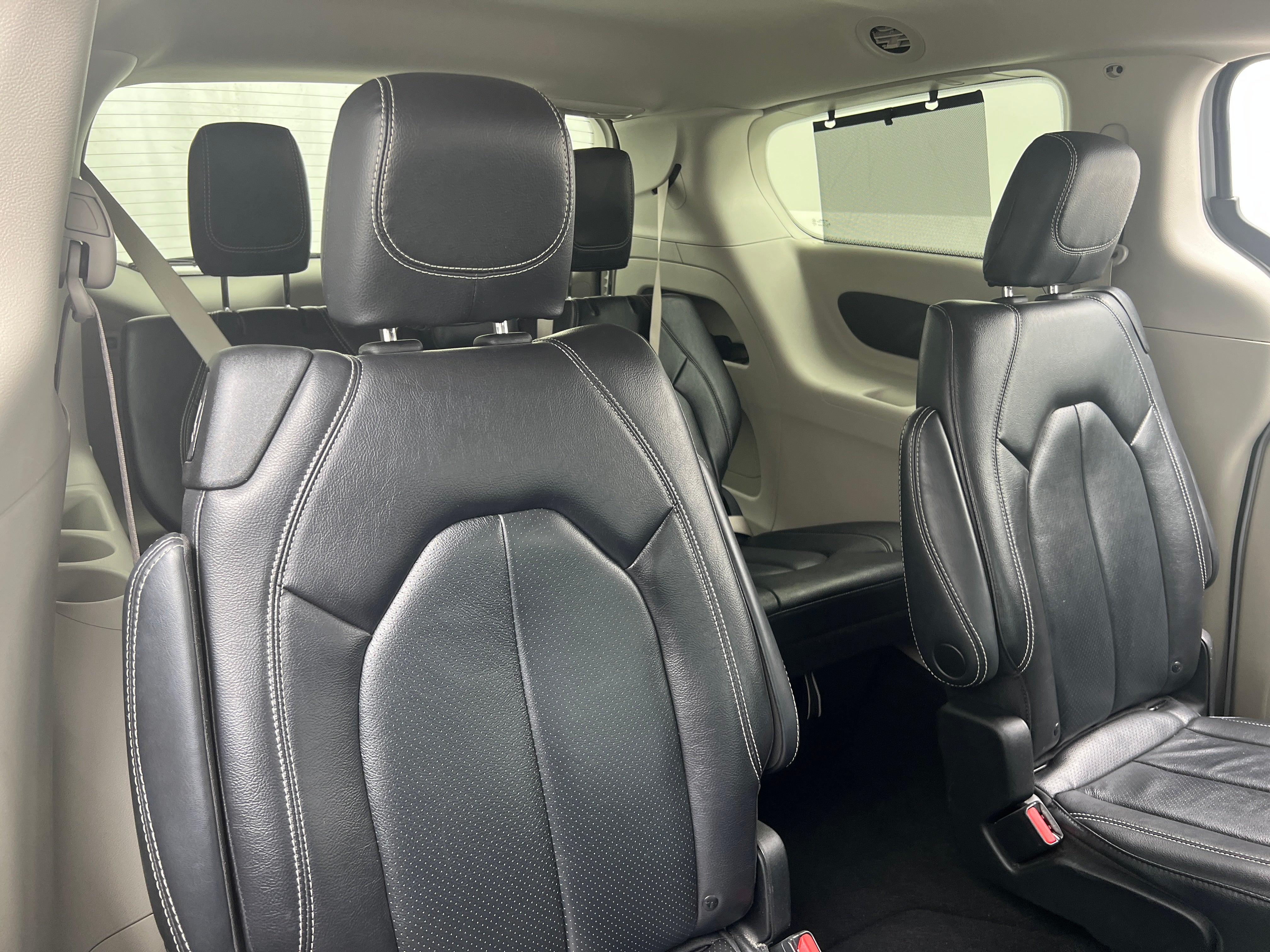 2022 Chrysler Pacifica Touring L 5