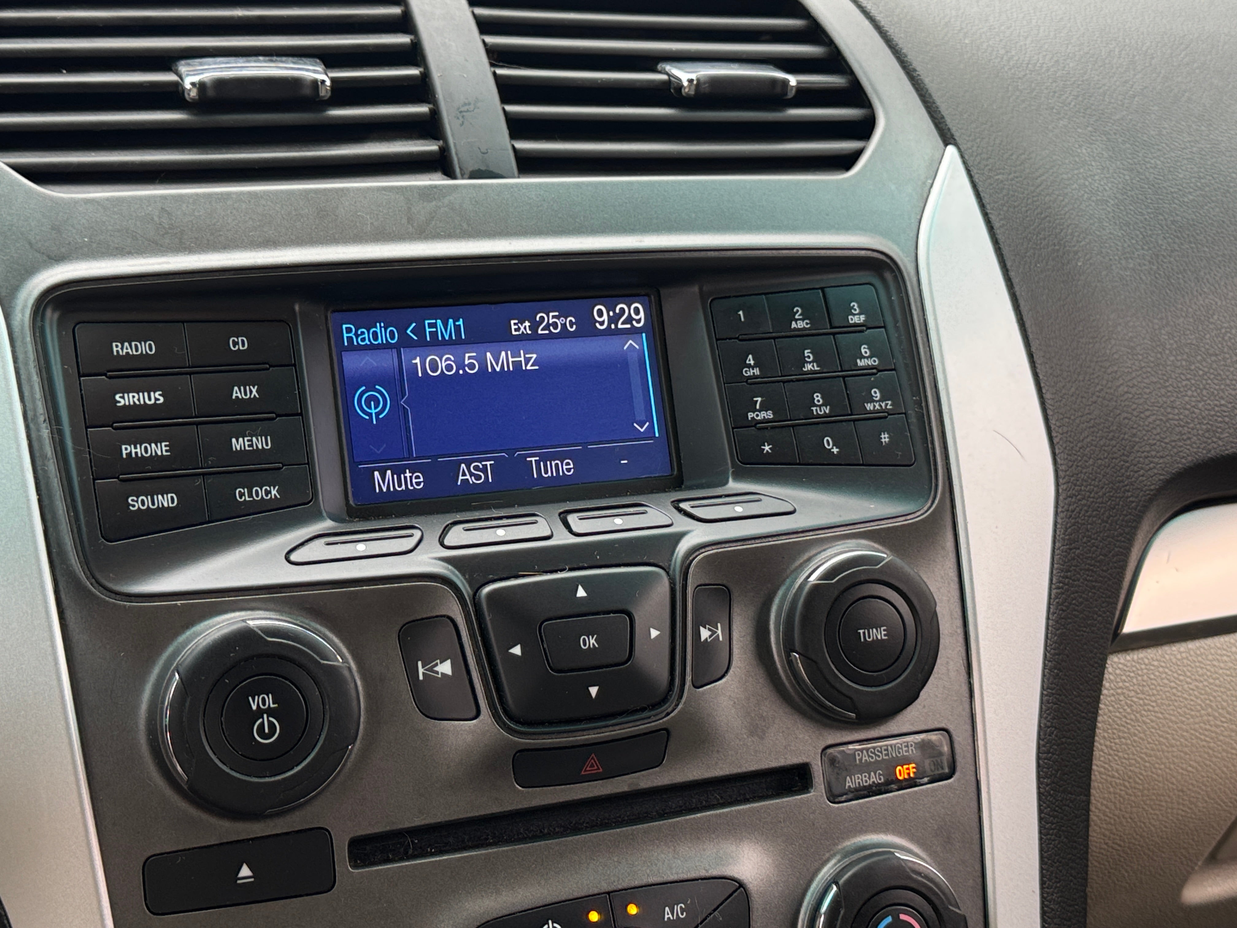 2014 Ford Explorer Base 4