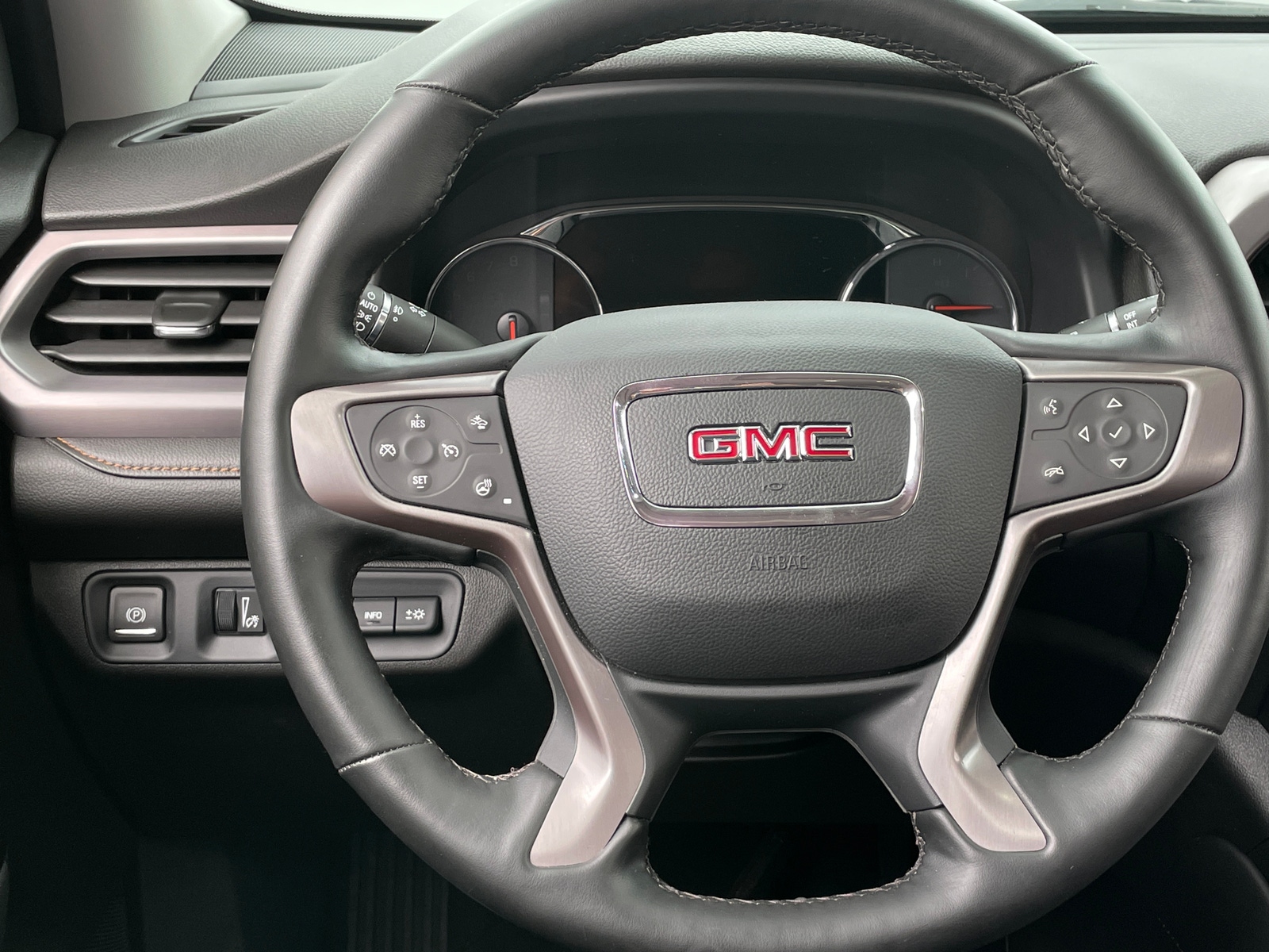 Thumbnail: 2023 GMC Acadia - 5