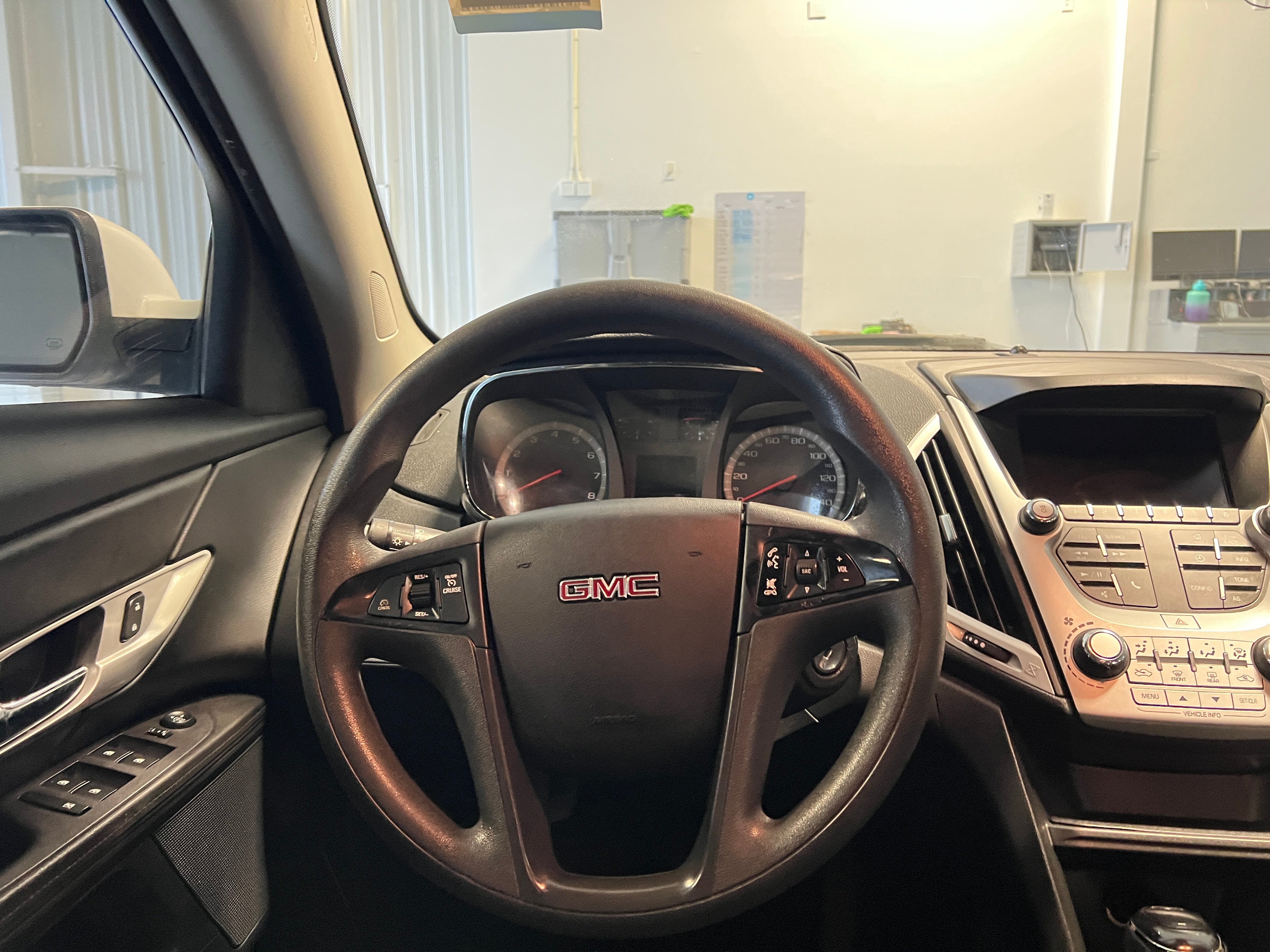 Thumbnail: 2017 GMC Terrain - 5